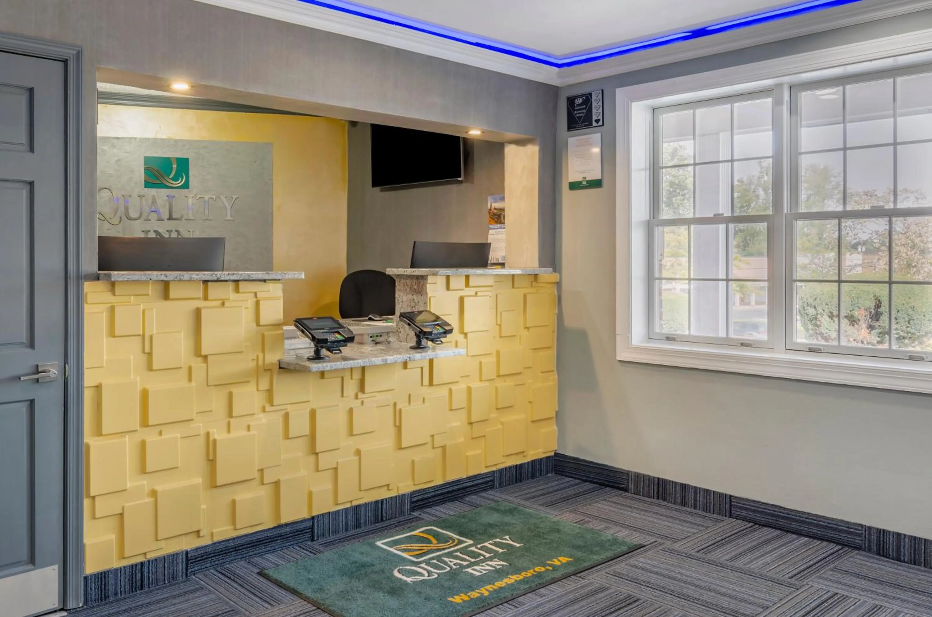 Lobby or reception in Econo Lodge Waynesboro - Skyline Drive