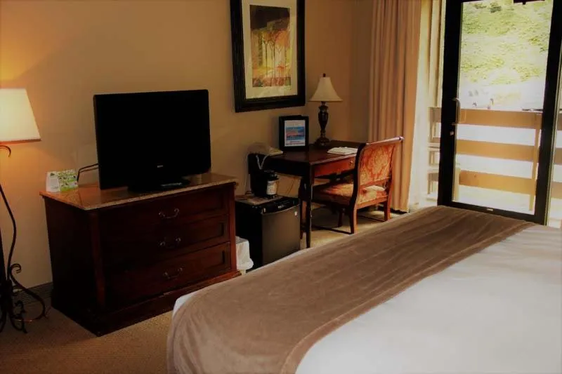 Bed in Fontana Village Resort & Marina