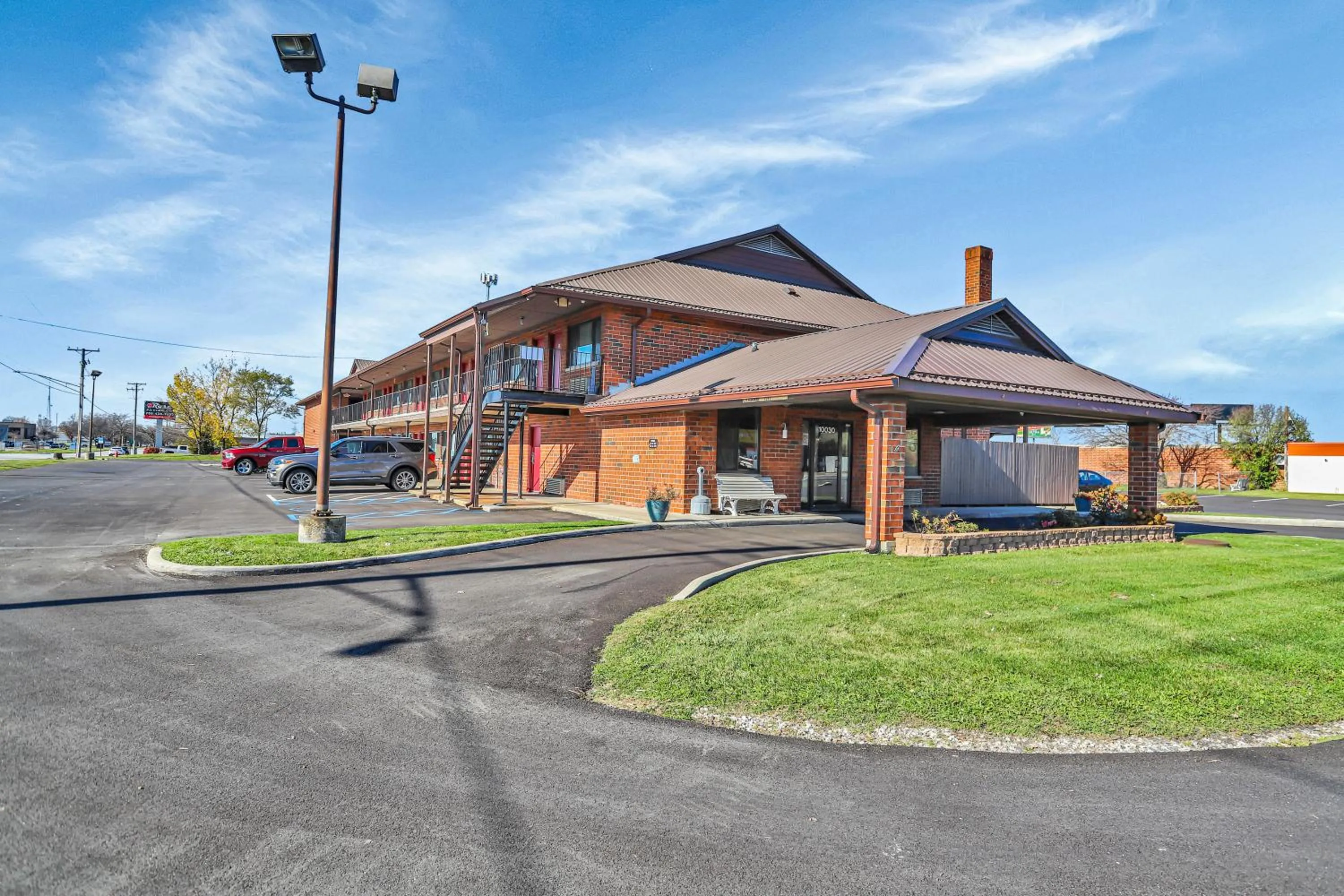 Street view in Bridgeview Inn Chicago Area