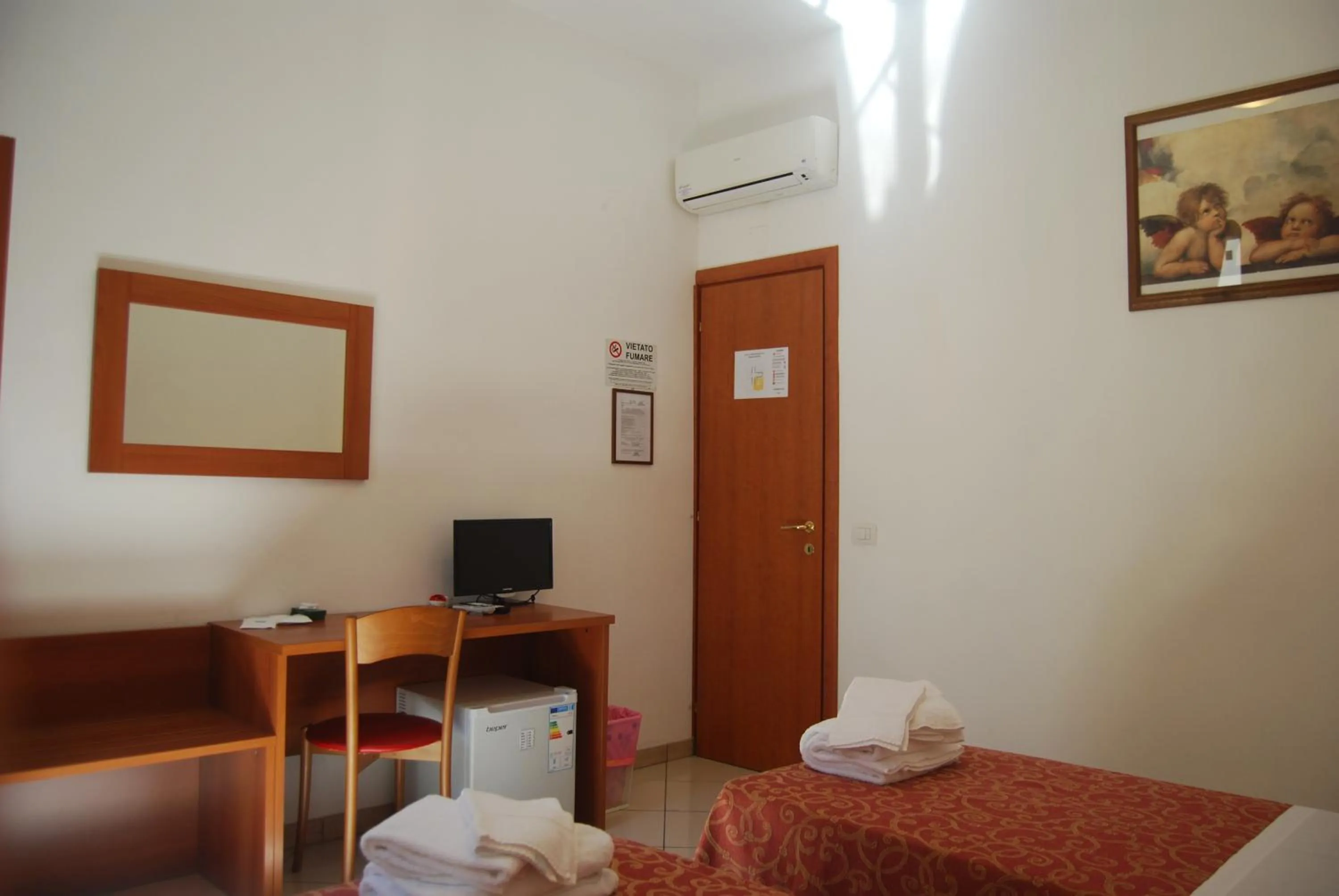 Decorative detail, Bed in Hotel Dalmazia