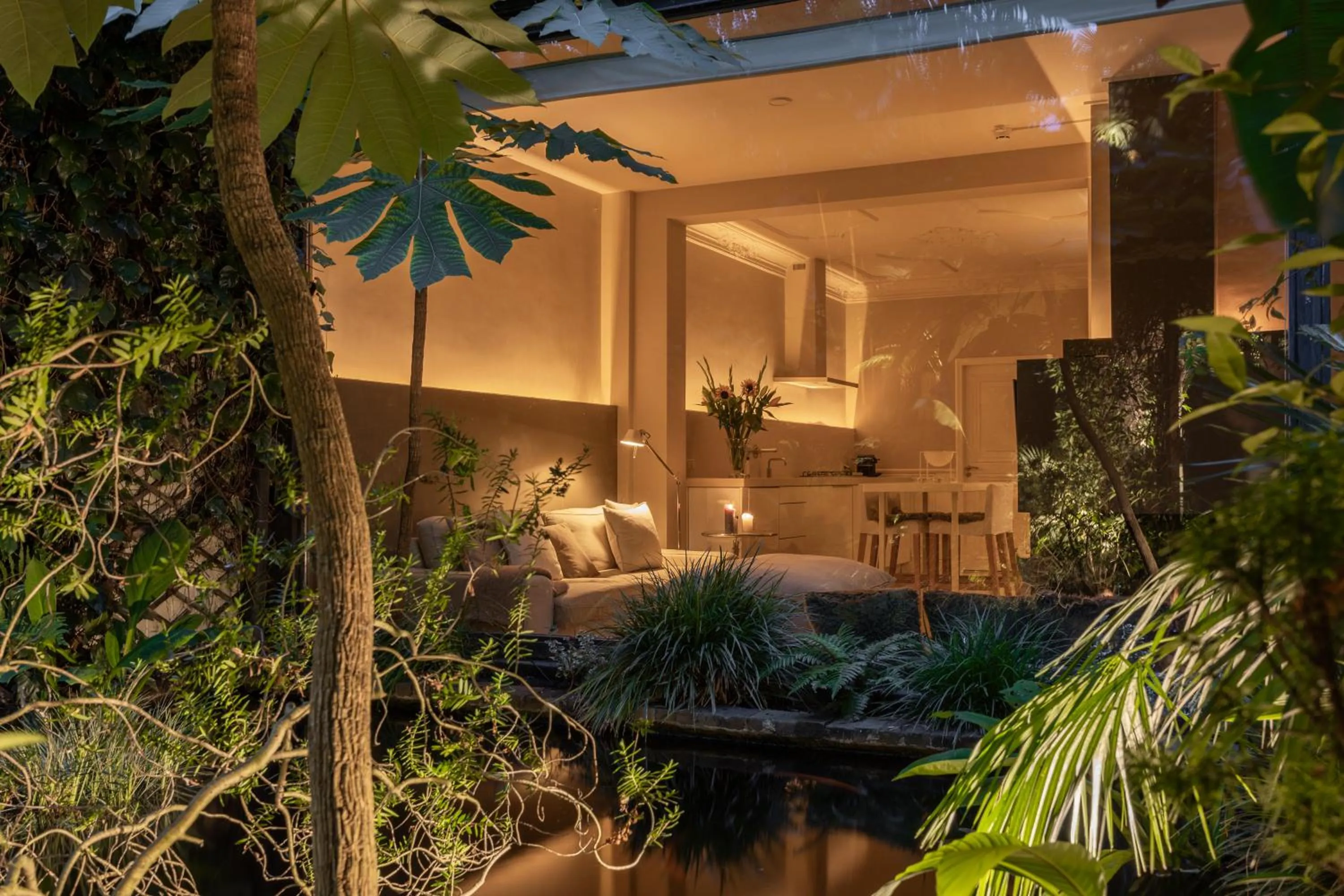 Garden in Park Mansion Hotel