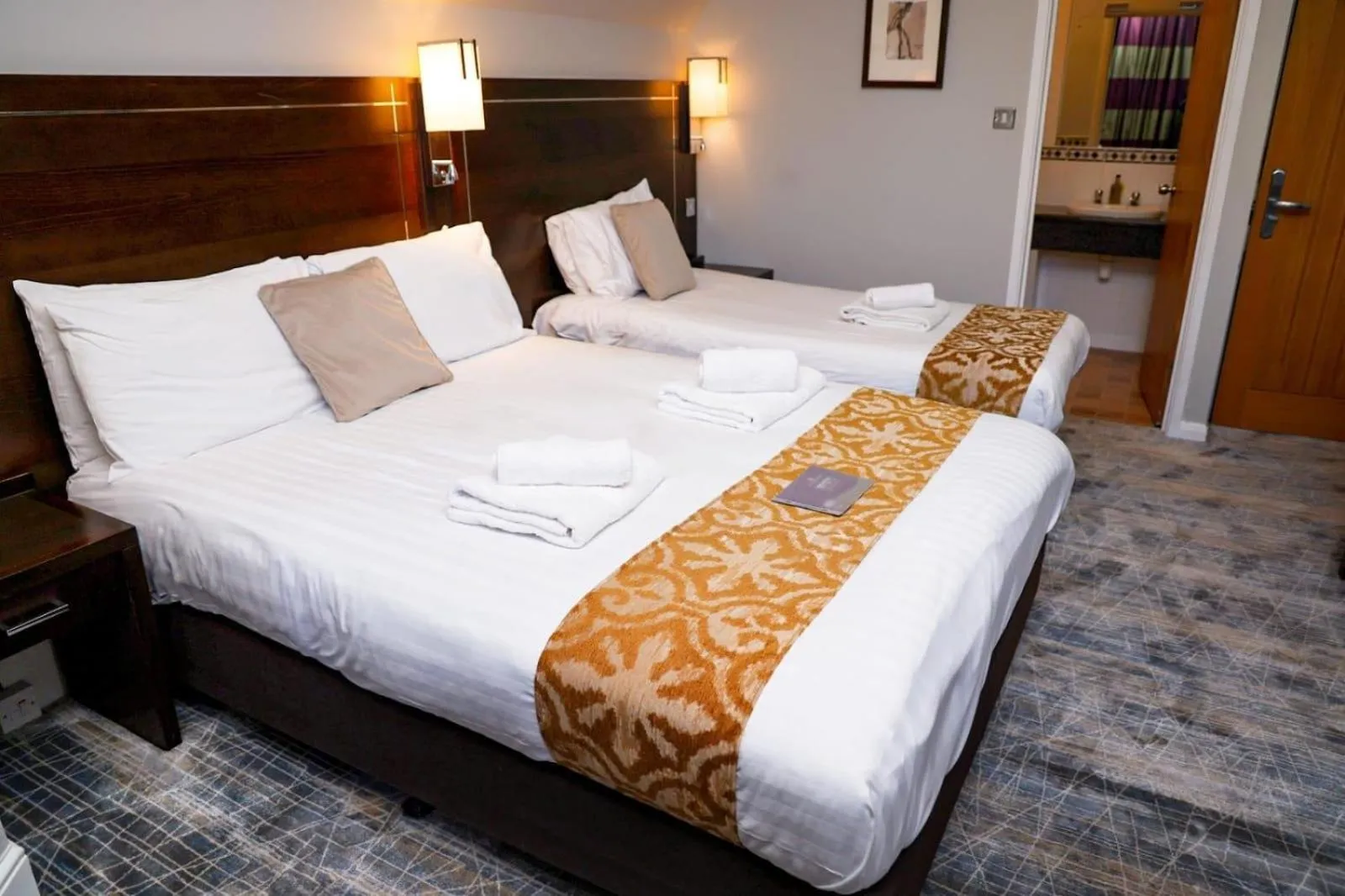 Bedroom, Bed in New Wilmington Hotel