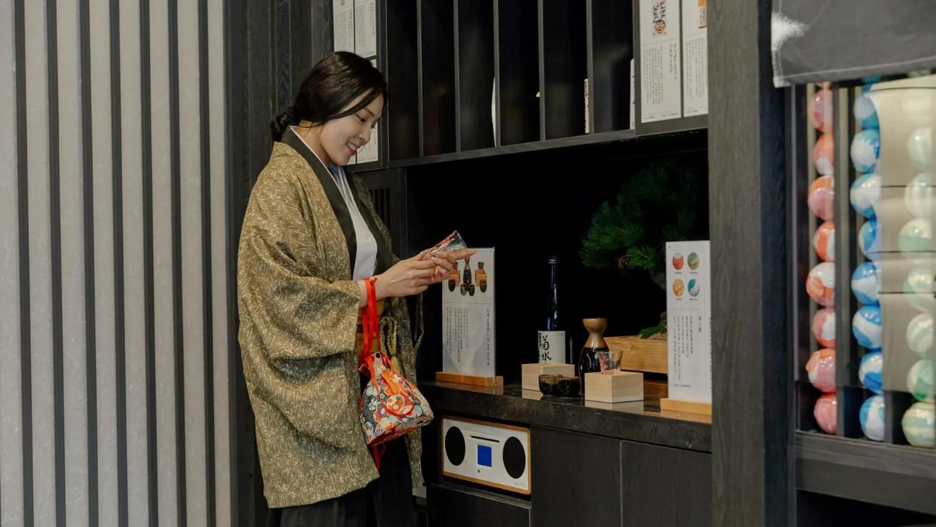 Lobby or reception in Workers Hotel Daejeon by Aank