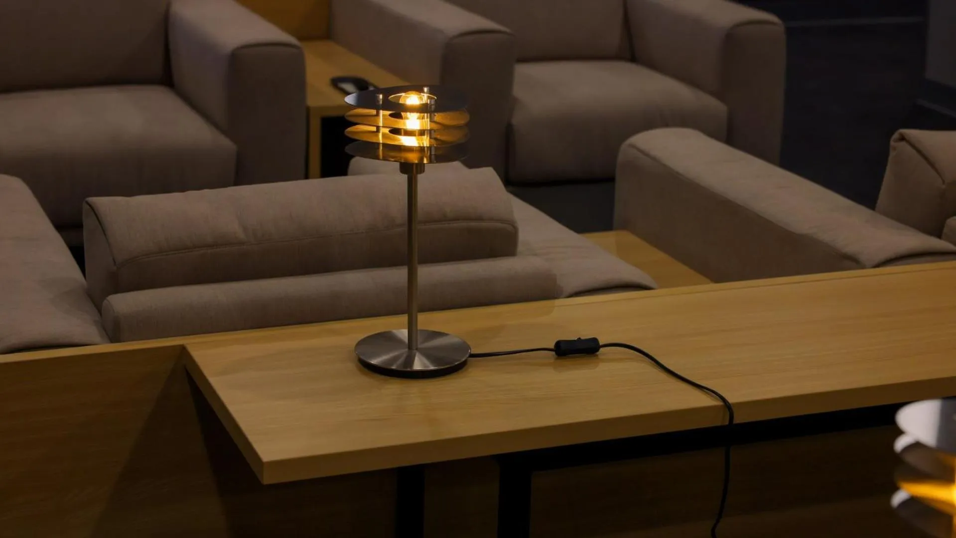 Communal lounge/ TV room in Workers Hotel Daejeon by Aank