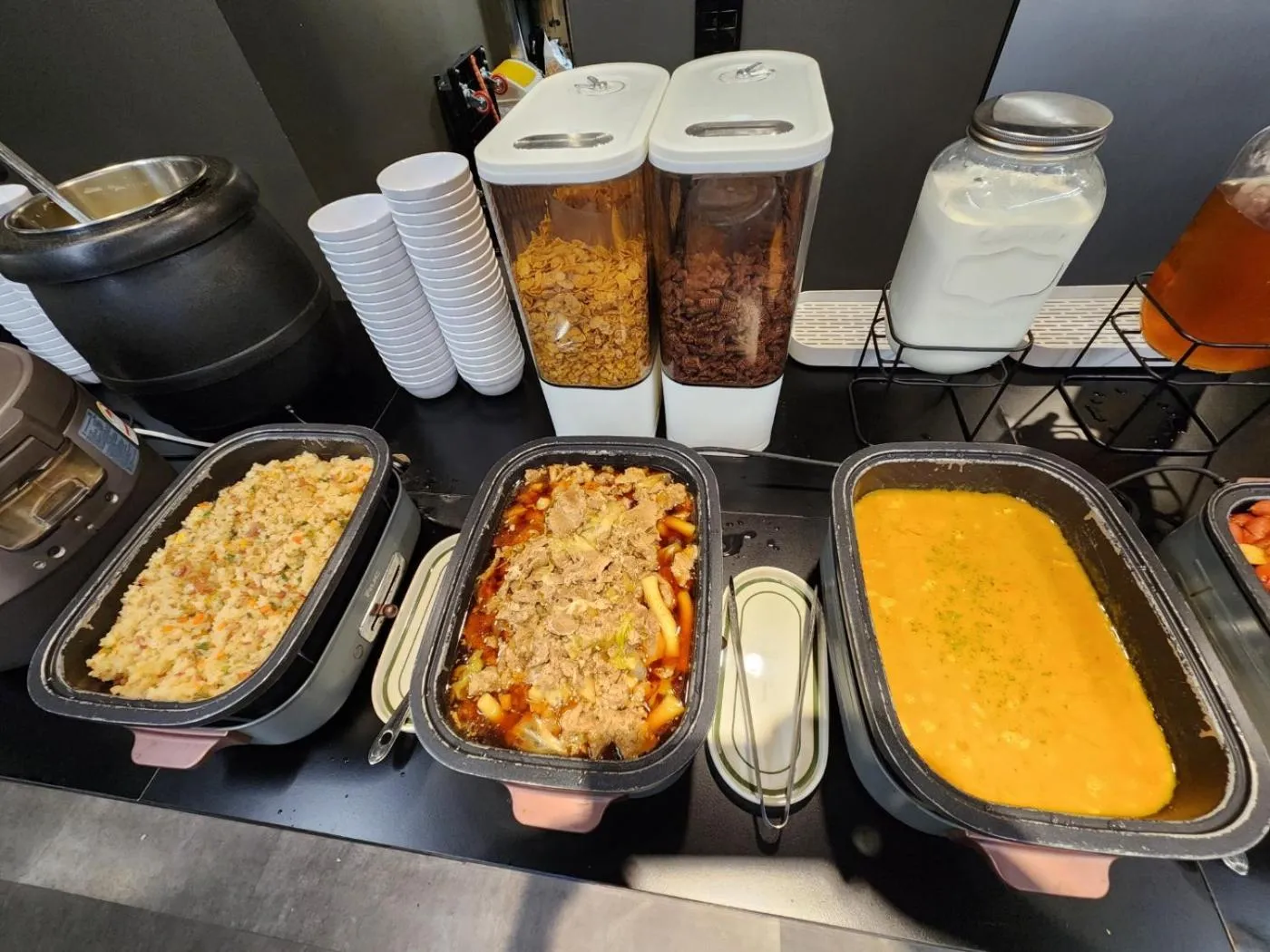 Breakfast in Workers Hotel Daejeon by Aank