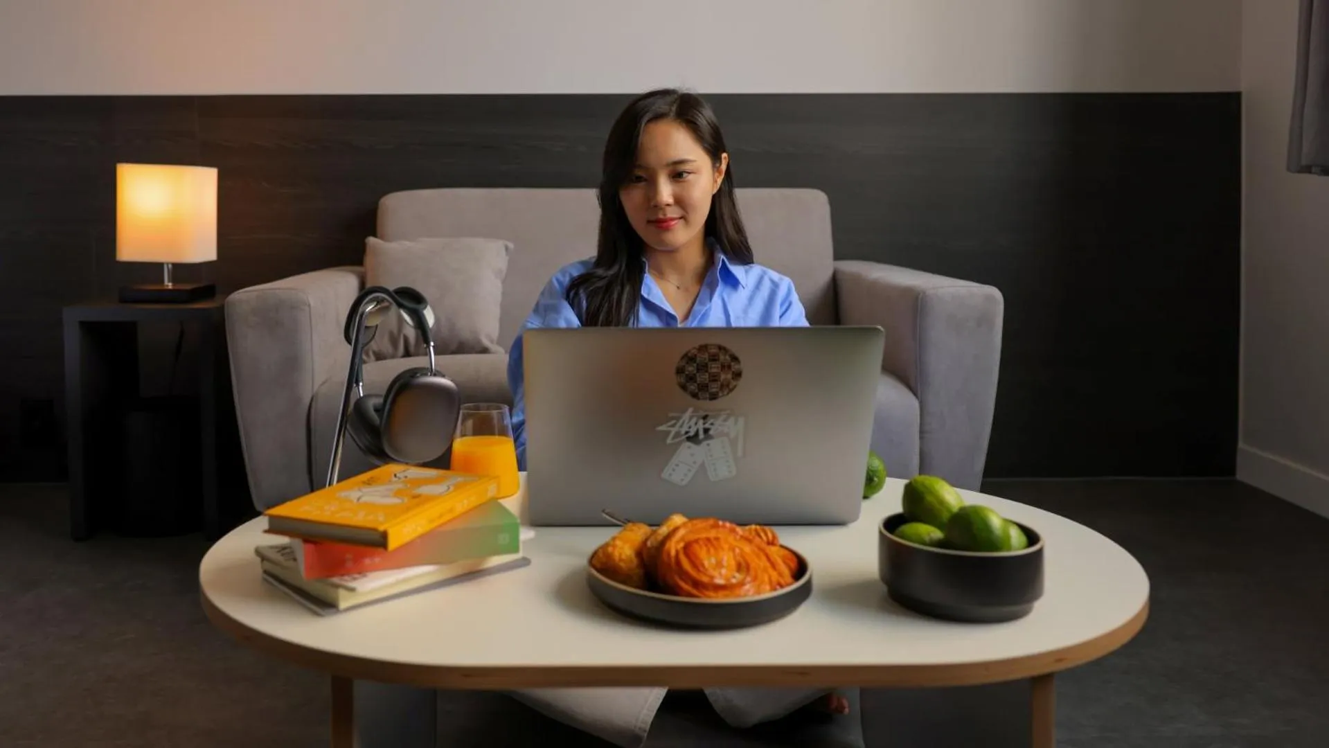 Seating area in Workers Hotel Daejeon by Aank