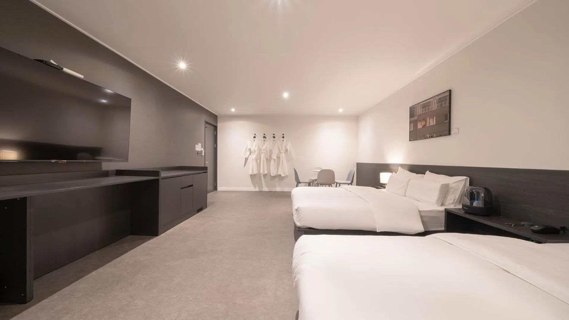 Bedroom, Bed in Workers Hotel Daejeon by Aank