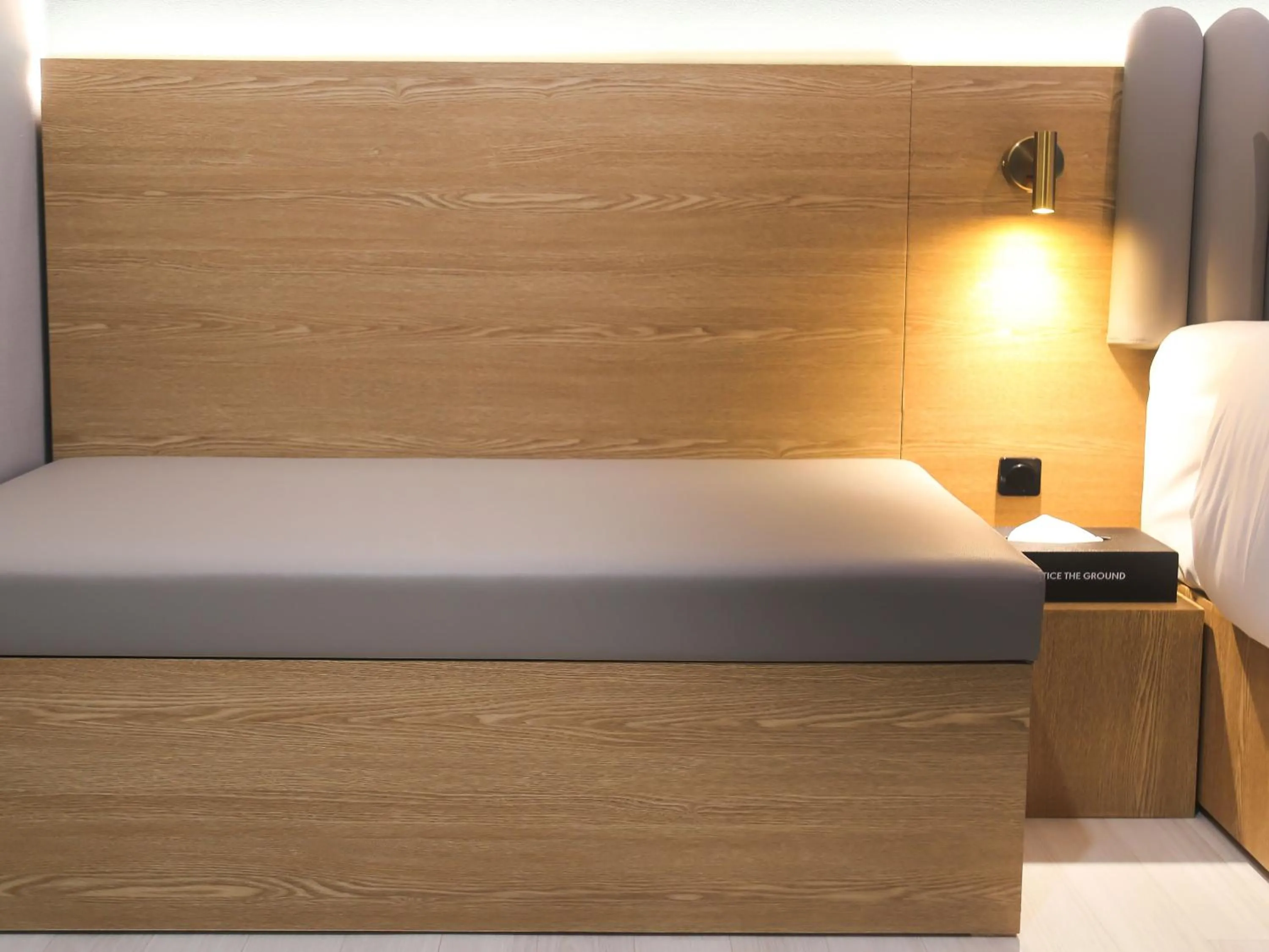 Photo of the whole room, Bed in Busan Nampo Cotice The Ground