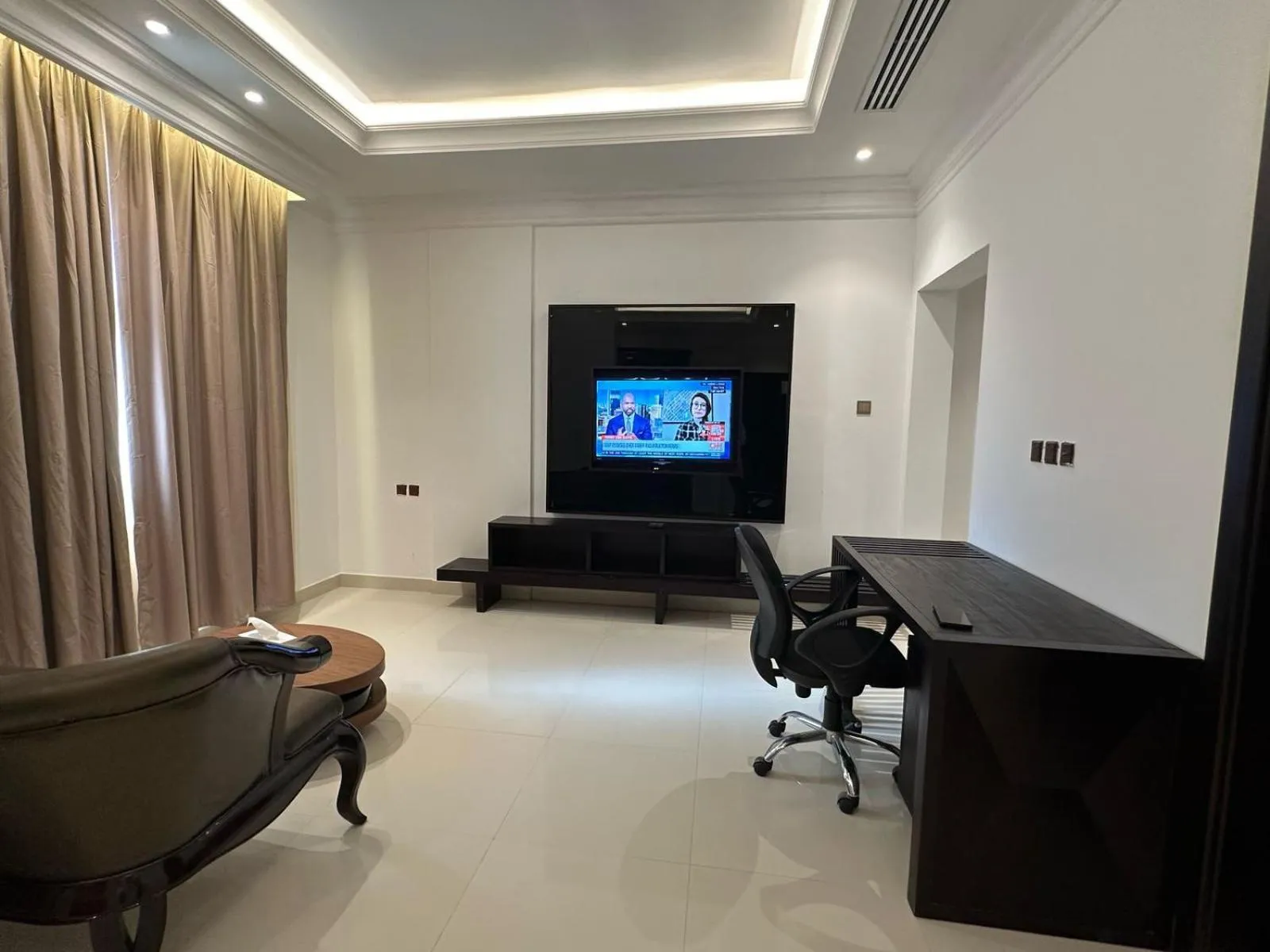 Seating area in Dibba Sea View Hotel by AMA Pro