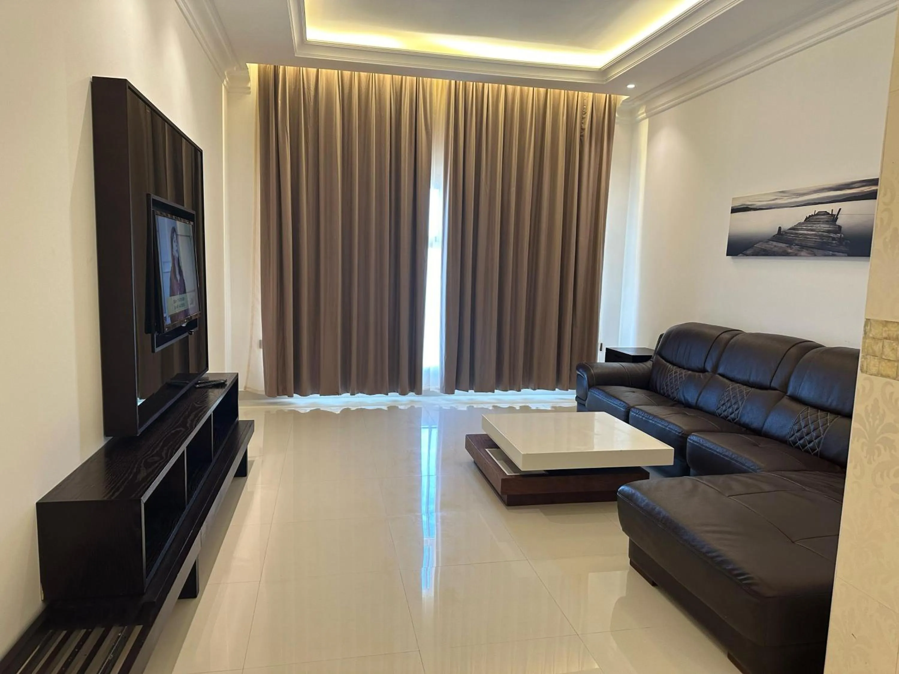 Seating area in Dibba Sea View Hotel by AMA Pro