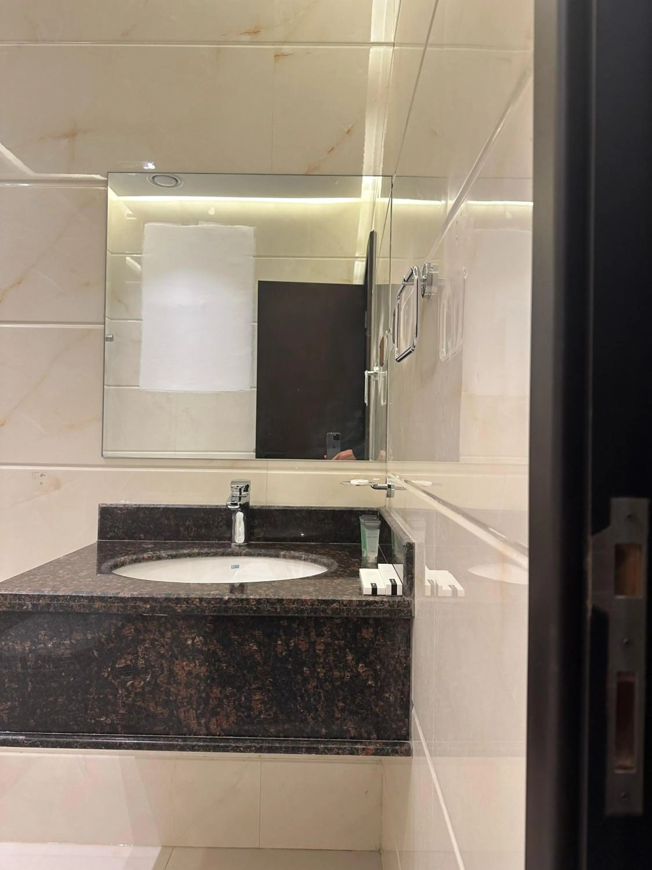Bathroom in Dibba Sea View Hotel by AMA Pro