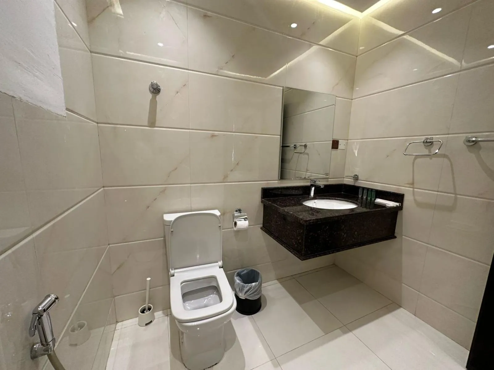 Bathroom in Dibba Sea View Hotel by AMA Pro
