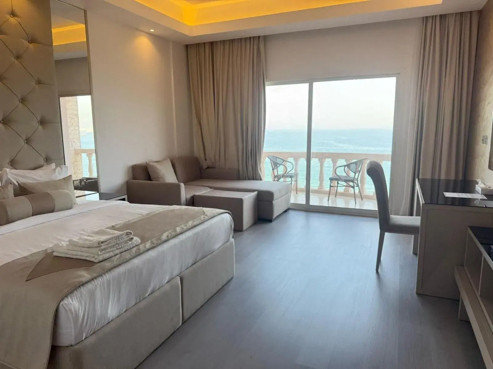 Deluxe Single Room with Balcony - single occupancy in Dibba Sea View Hotel by AMA Pro Deluxe Single Room with Balcony - single occupancy in Dibba Sea View Hotel by AMA Pro