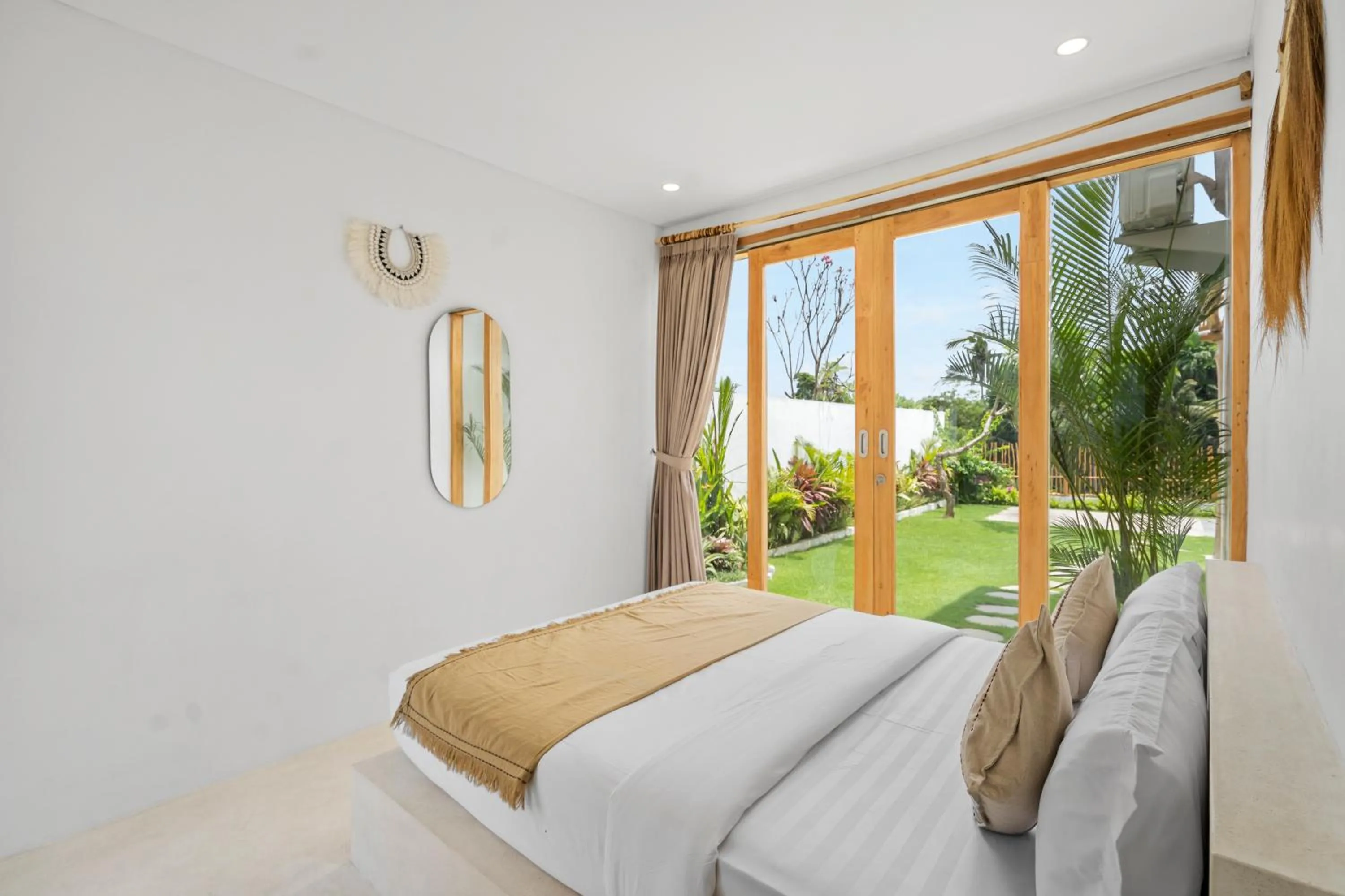 Bed in Gigi Sun Villa by Betterplace