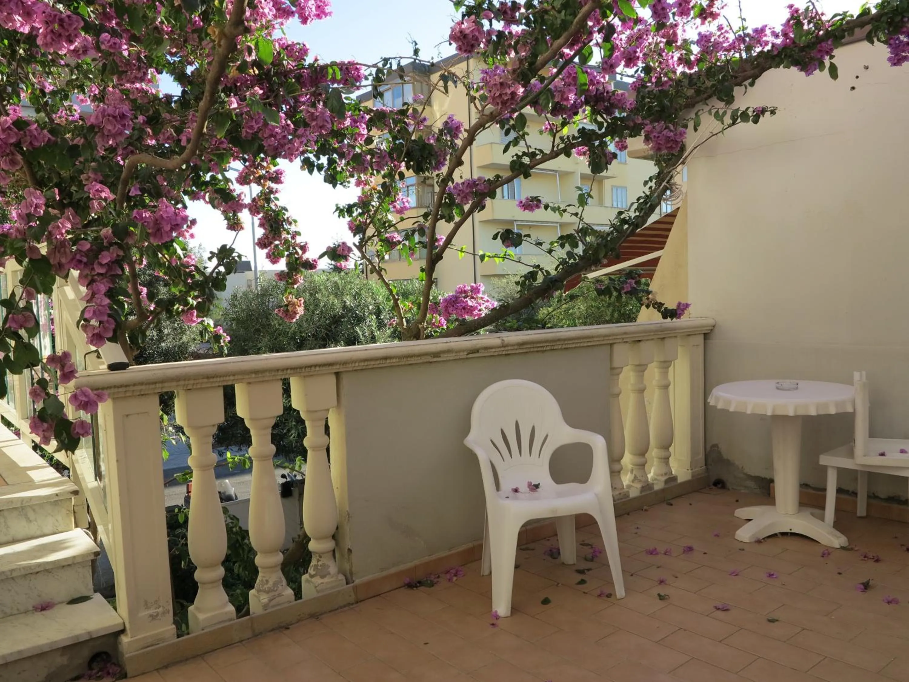 Spring in Casamare Hotel
