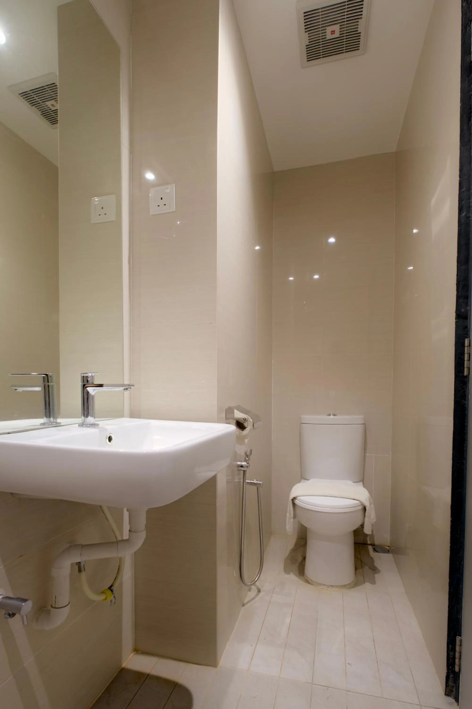 Bathroom in T Hotel Jalan Sultanah