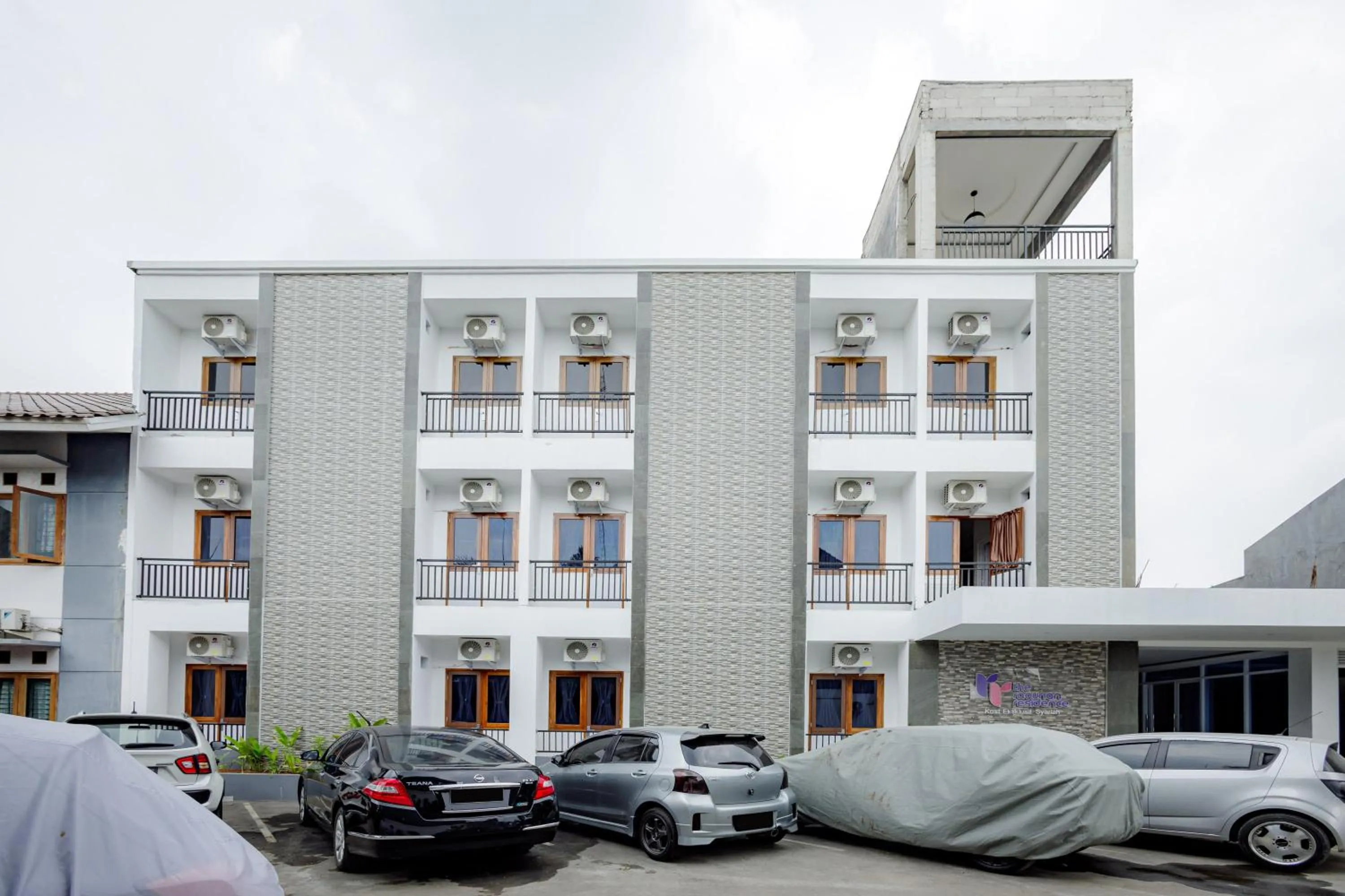 Property building in Urbanview Hotel Syariah The Ragunan Residence