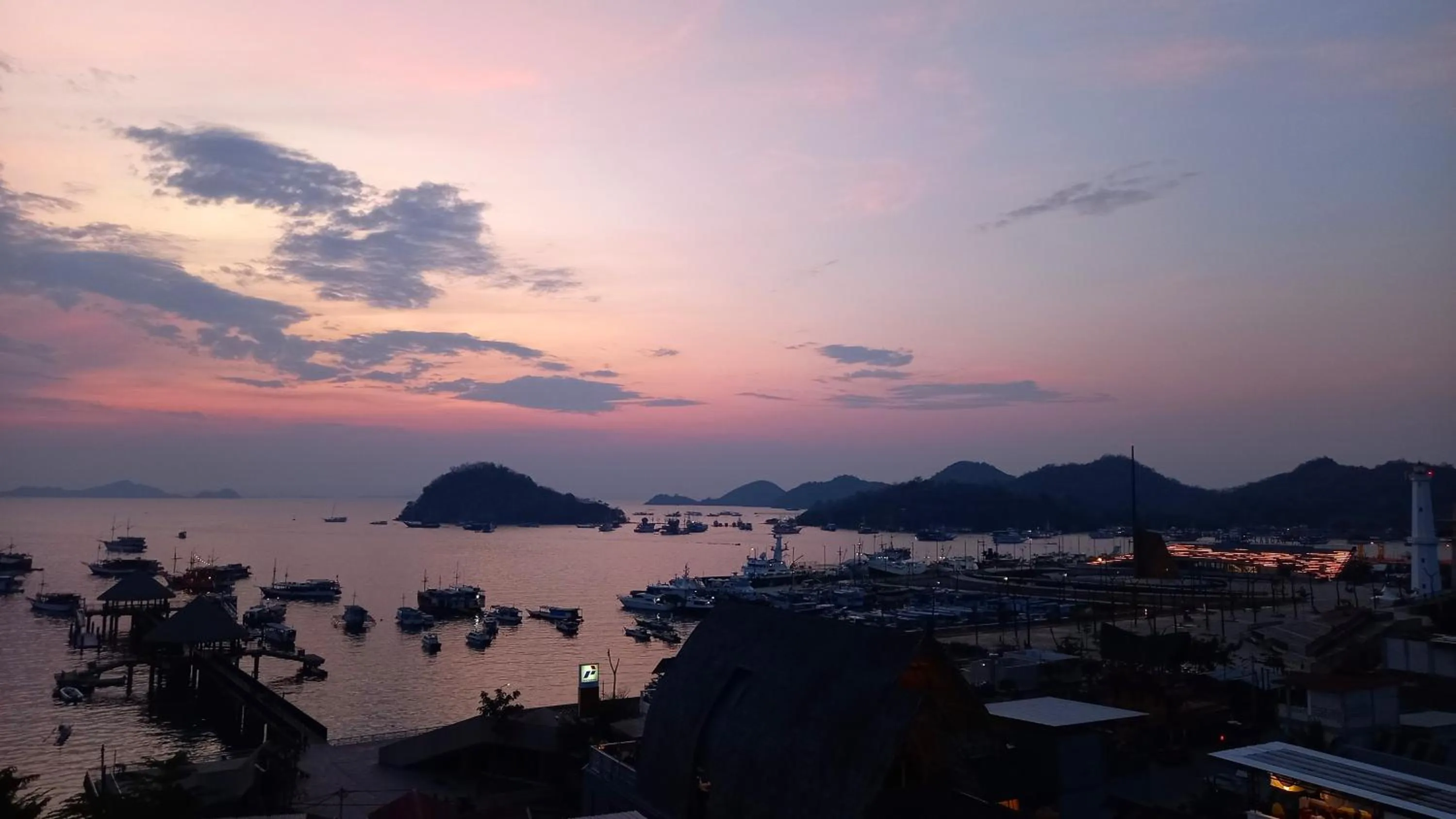 Sea view in dC Hotel & Hostel