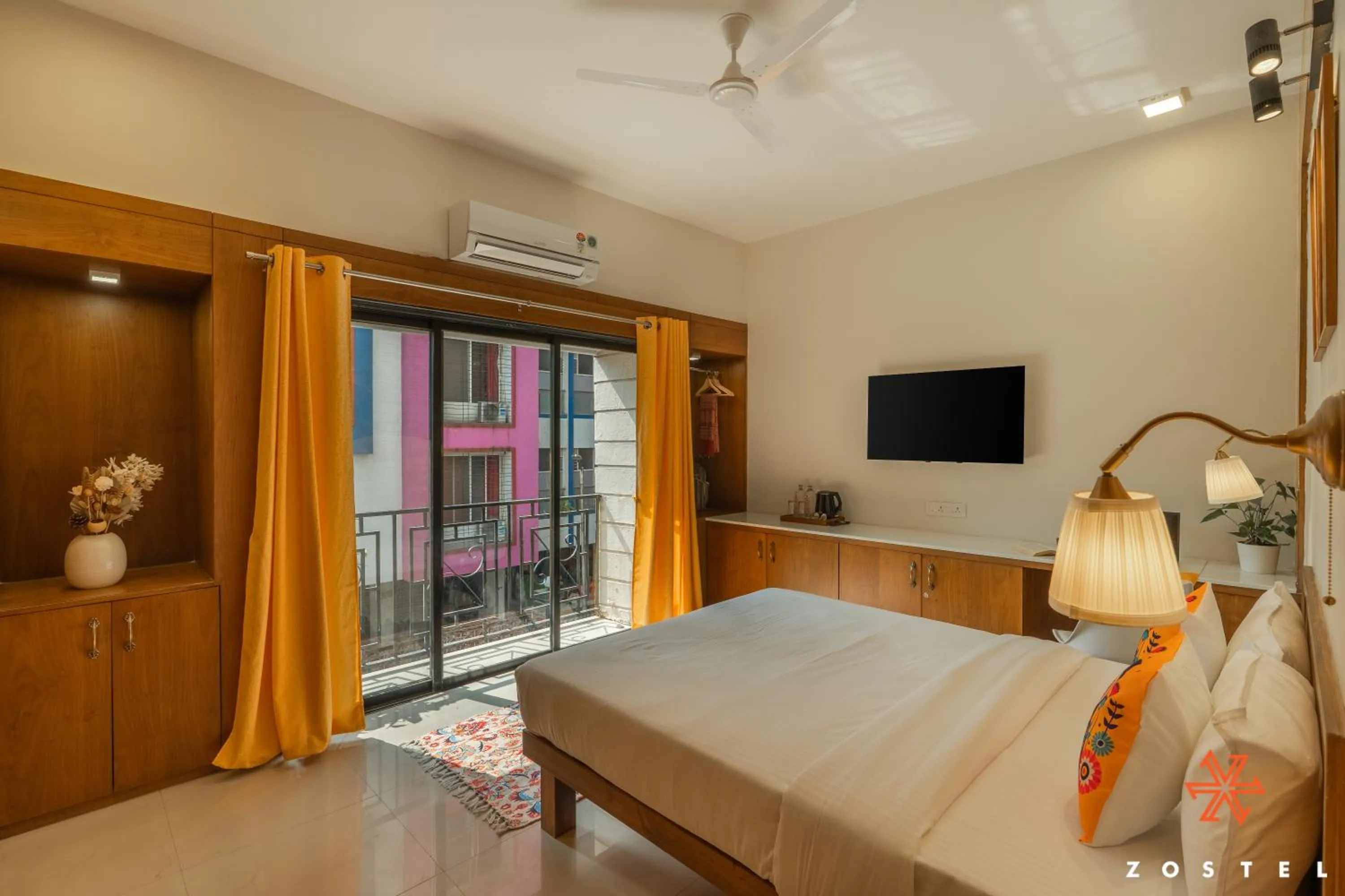 Bed in Zostel Pune (Viman Nagar)