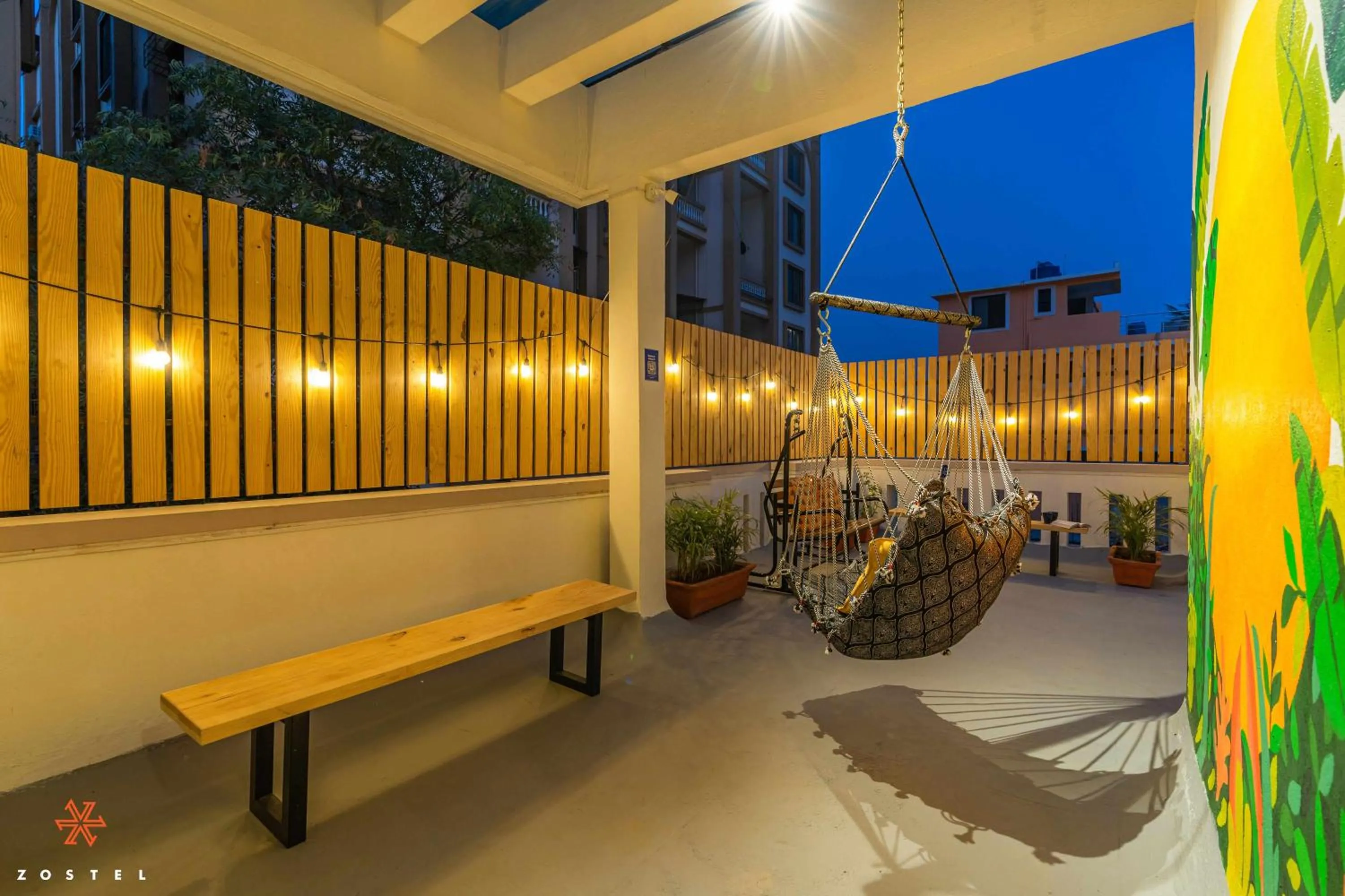 Night in Zostel Pune (Viman Nagar)