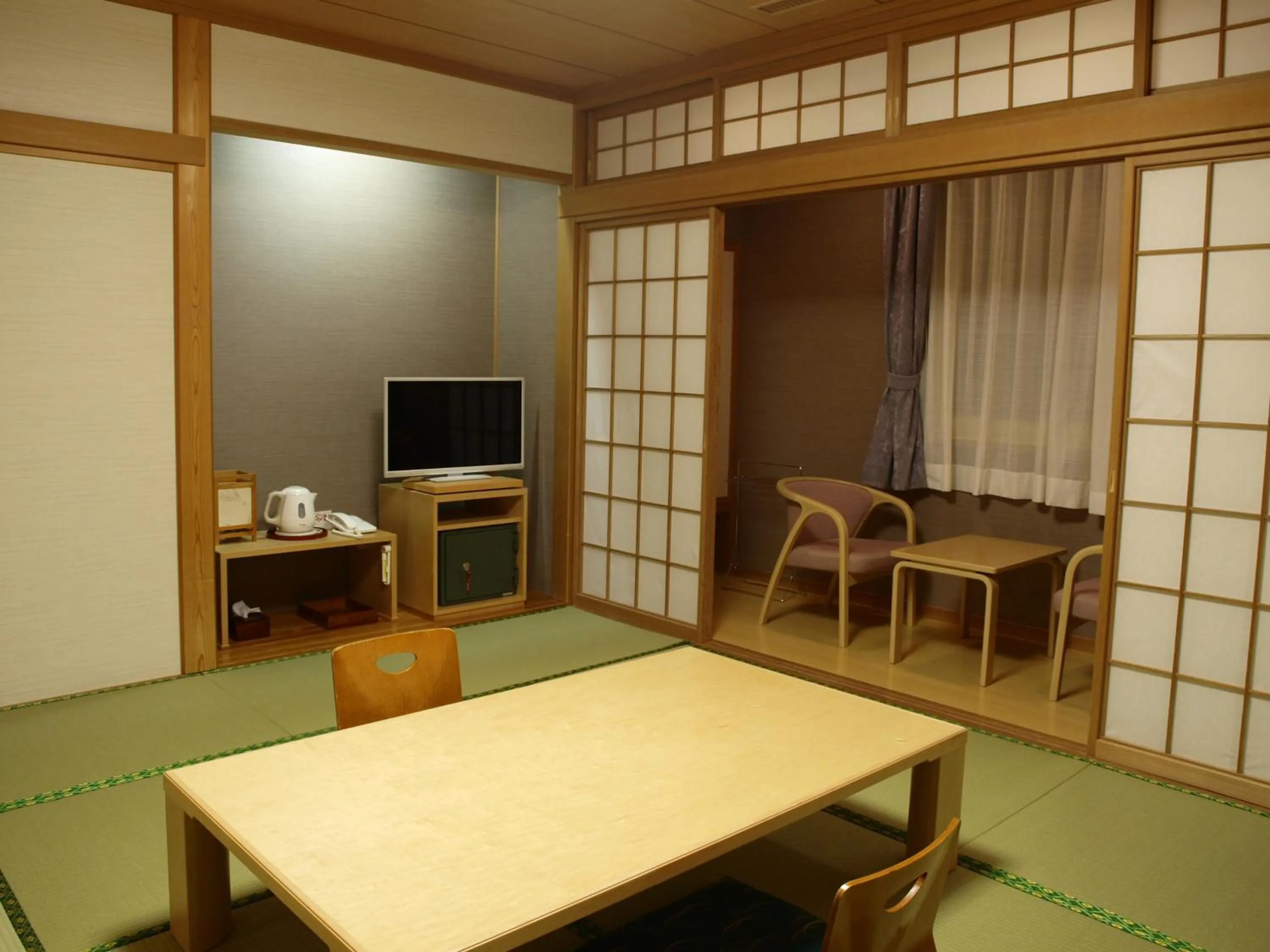 Photo of the whole room in Niseko Hot Spring Ikoino Yuyado Iroha