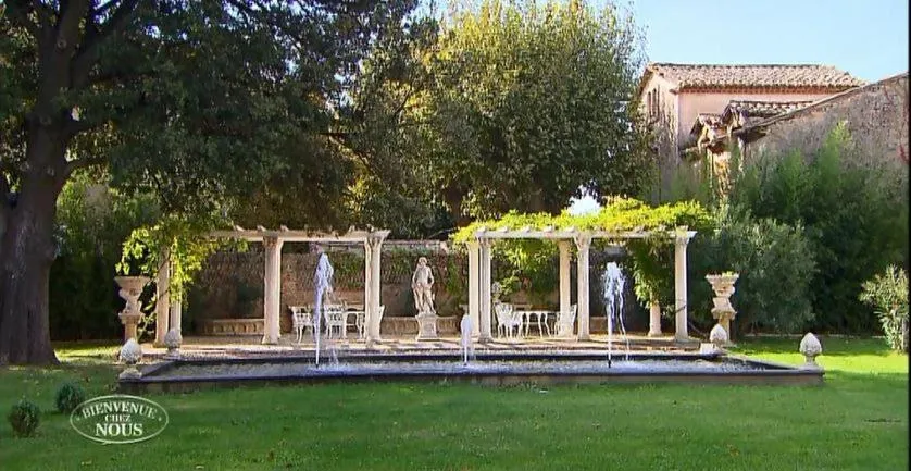 Property building in Château des Fontaines