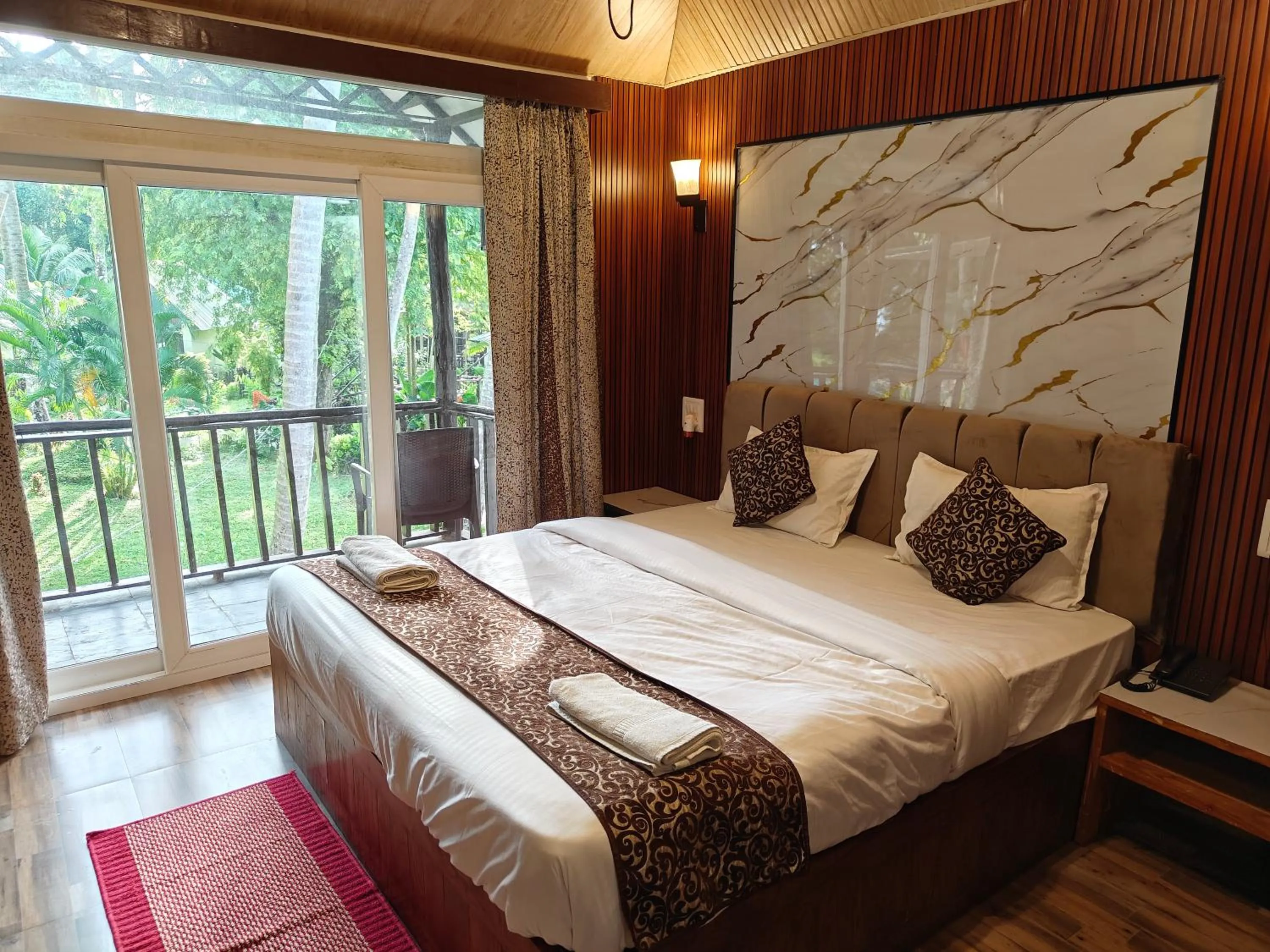 Photo of the whole room in Ocean Pearl Beach Resort