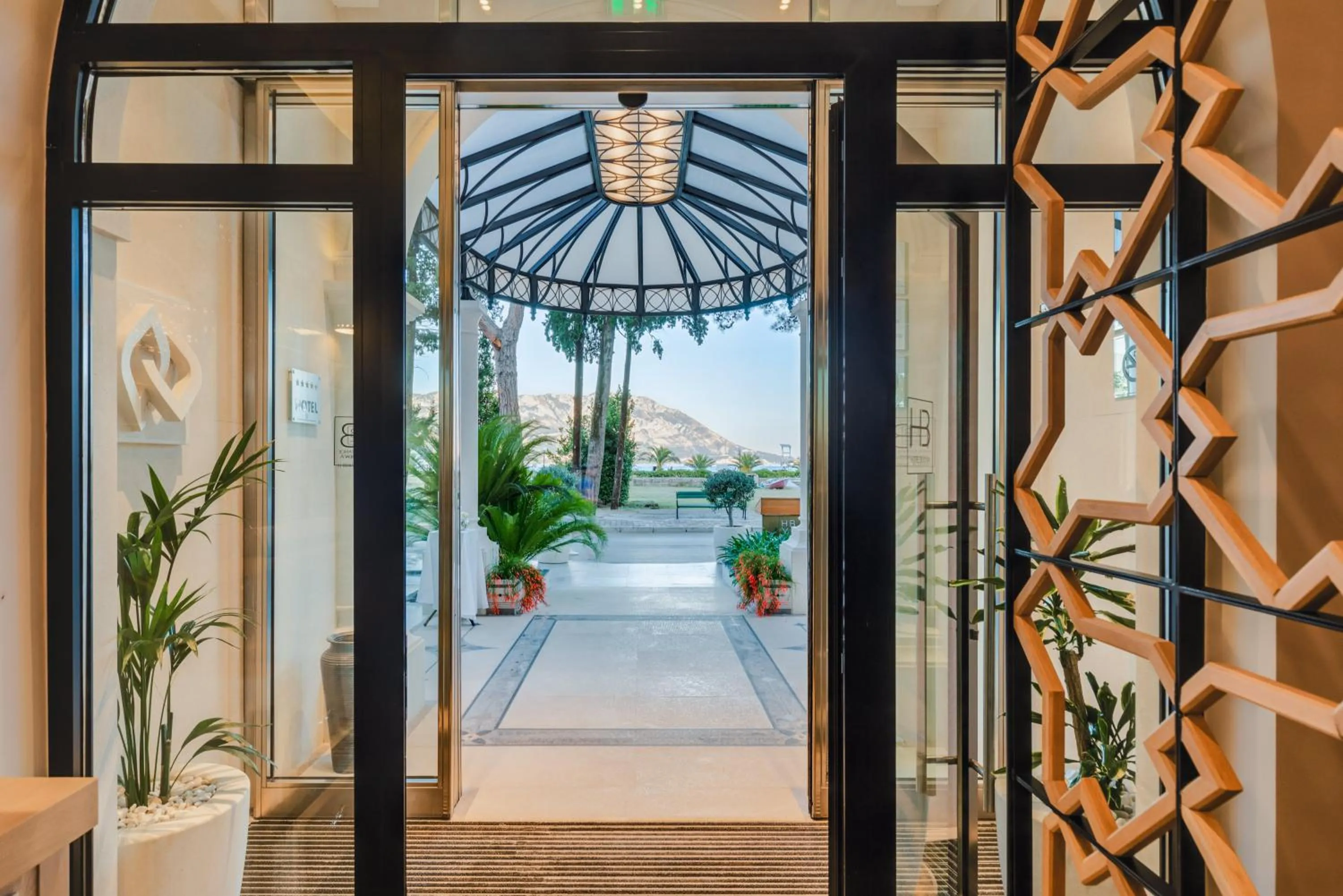 Restaurant/places to eat in Hotel Budva