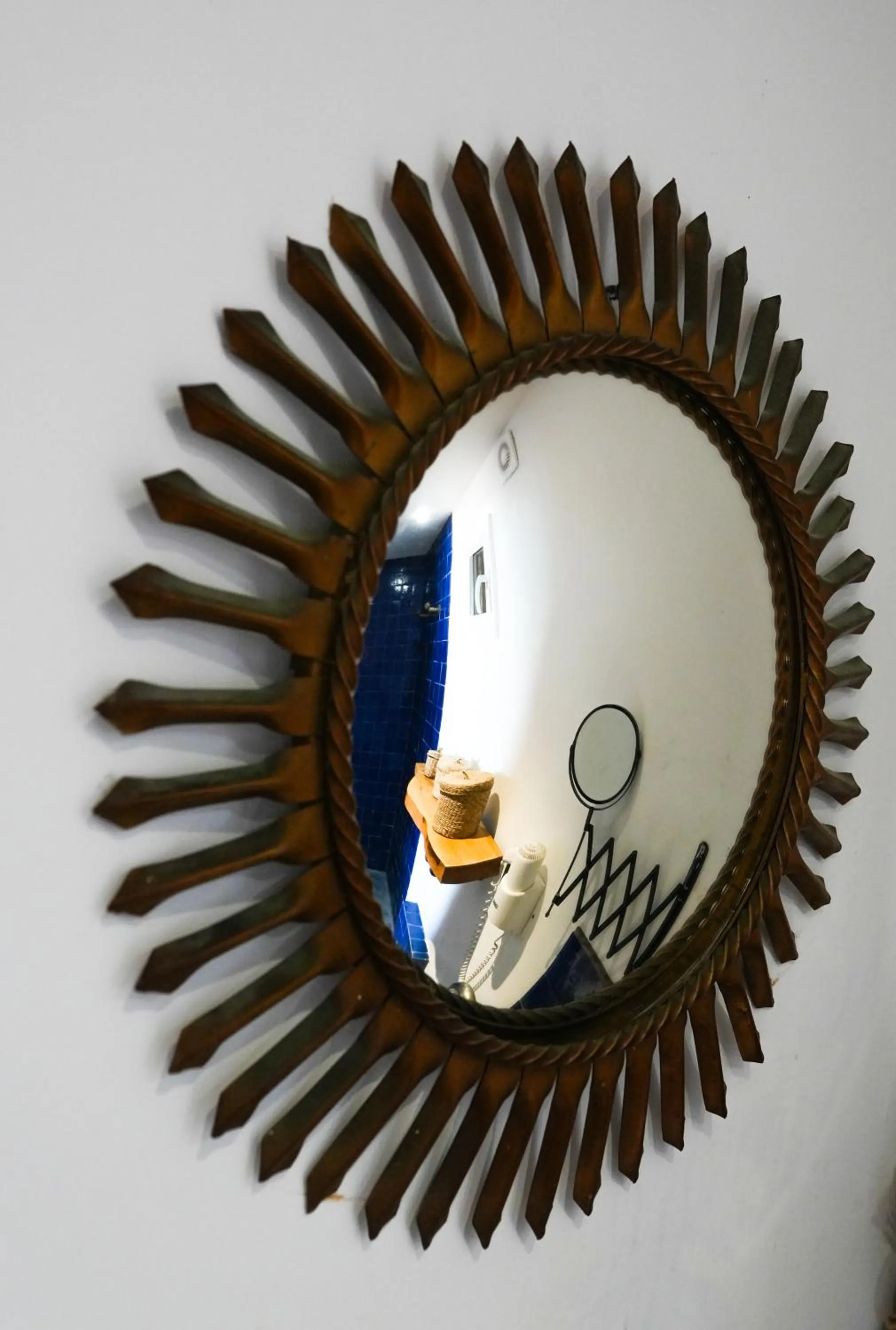 Decorative detail in O Petit Monde