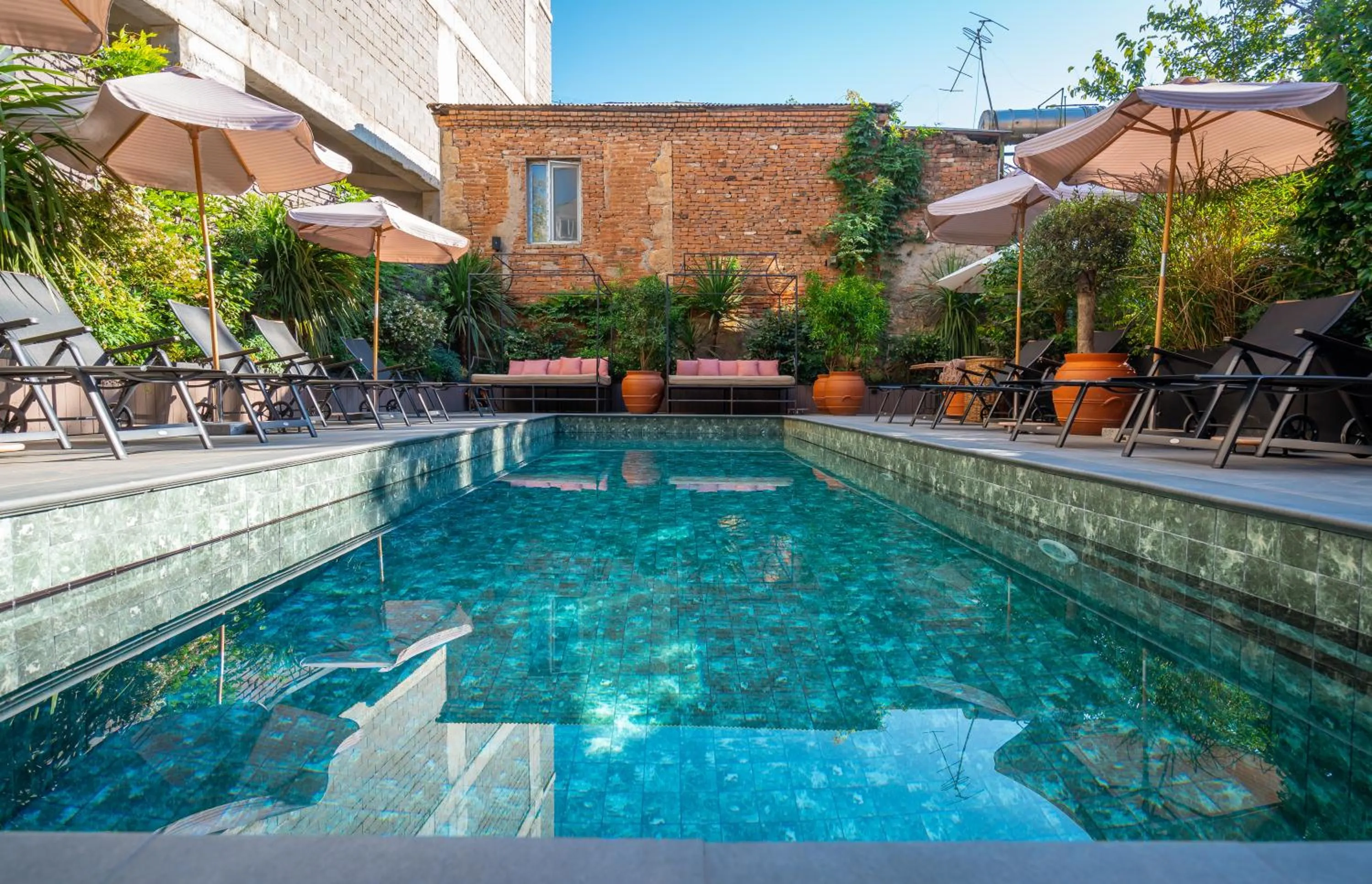 Swimming pool in Communal Hotel Kutaisi