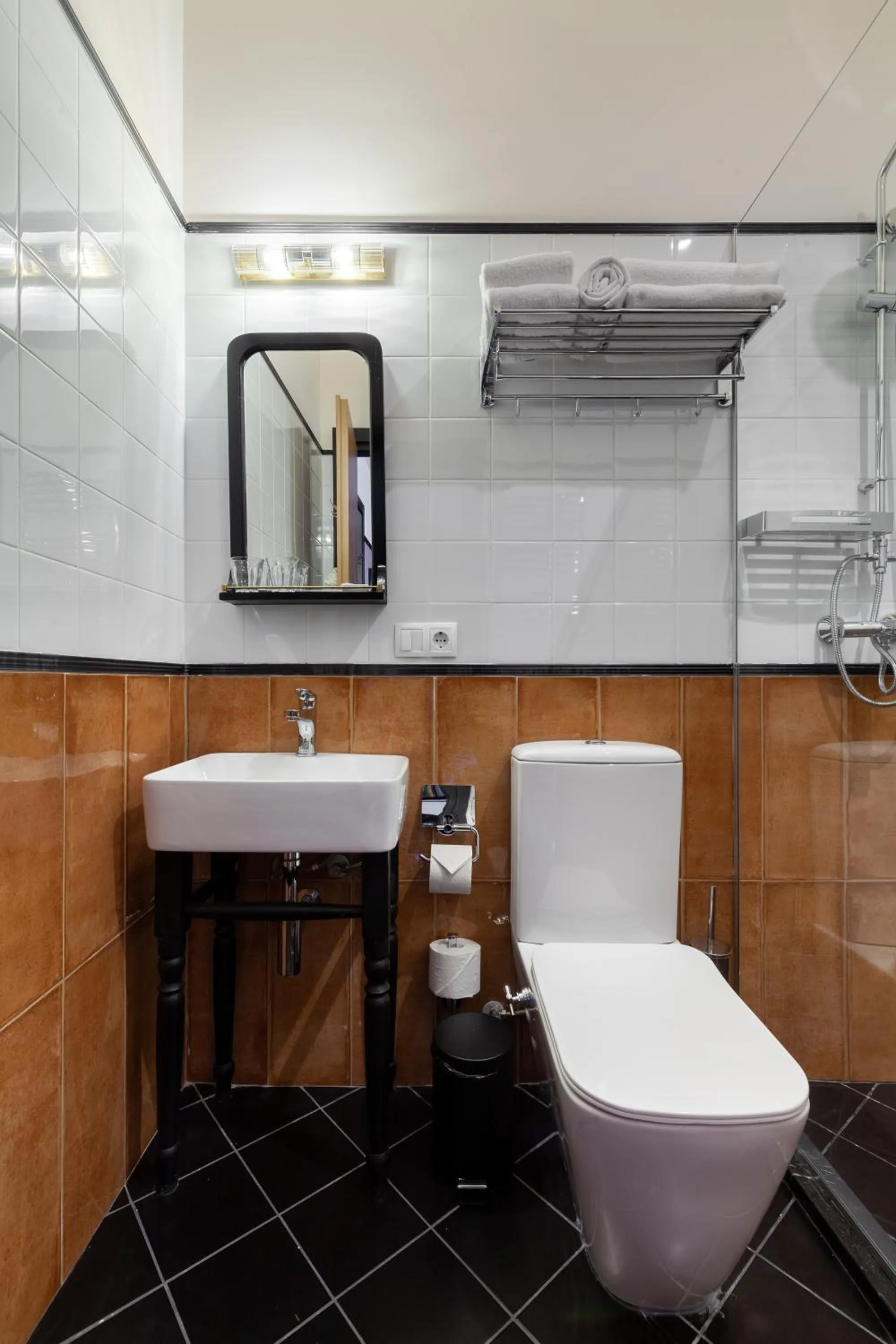 Shower in Communal Hotel Kutaisi