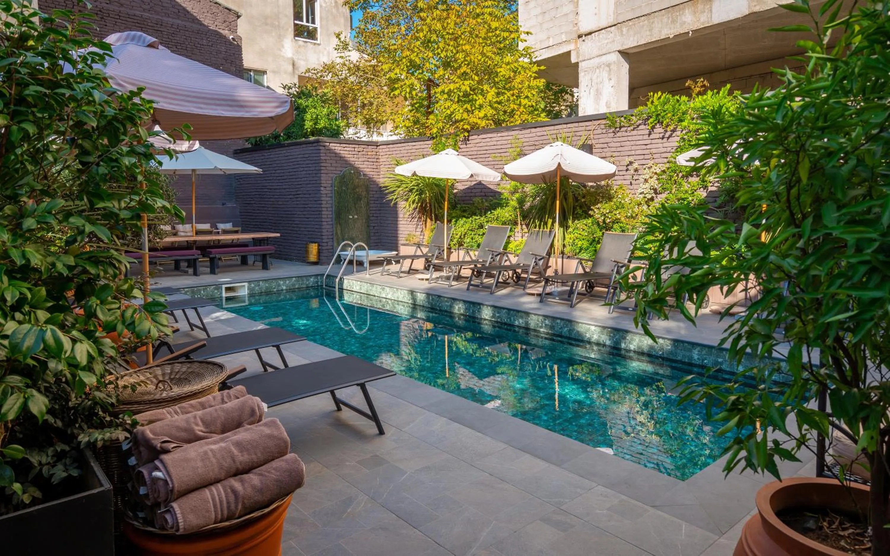 Swimming pool in Communal Hotel Kutaisi
