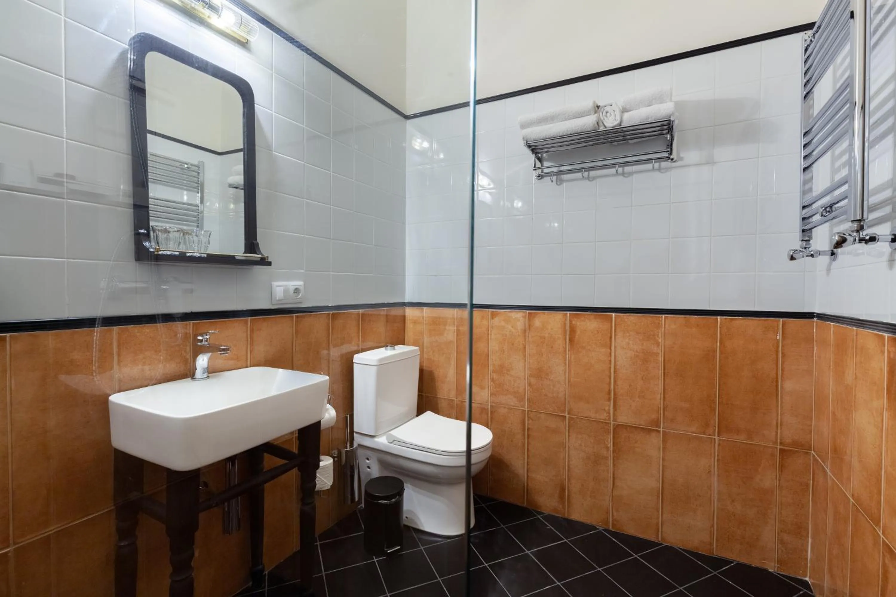 Toilet in Communal Hotel Kutaisi