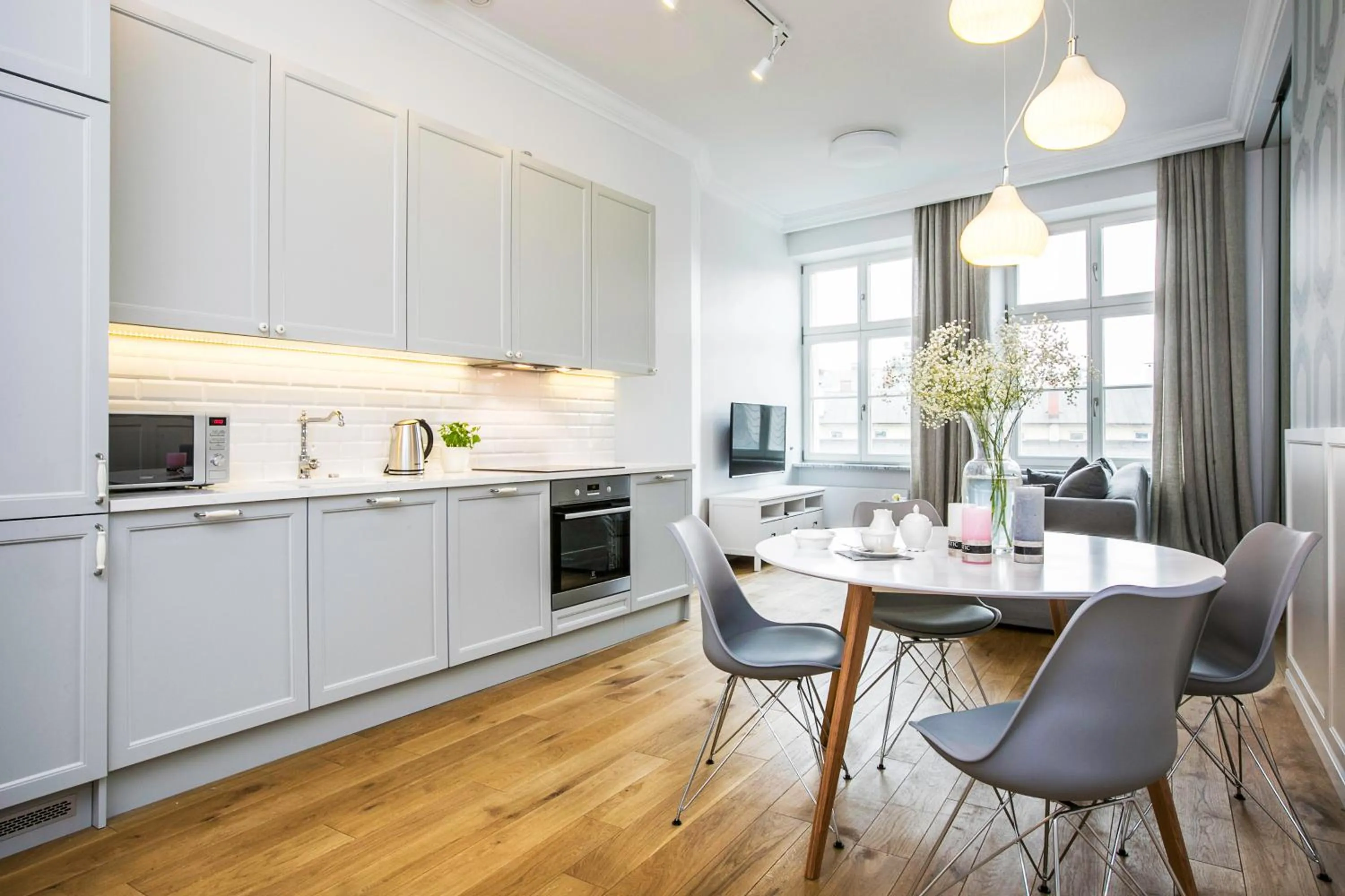Kitchen or kitchenette in MINT Luxury Apartments at the Main Square