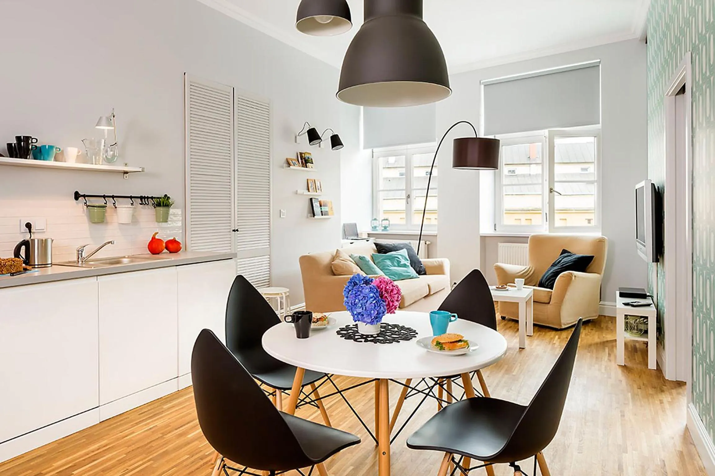 Dining area in MINT Luxury Apartments at the Main Square
