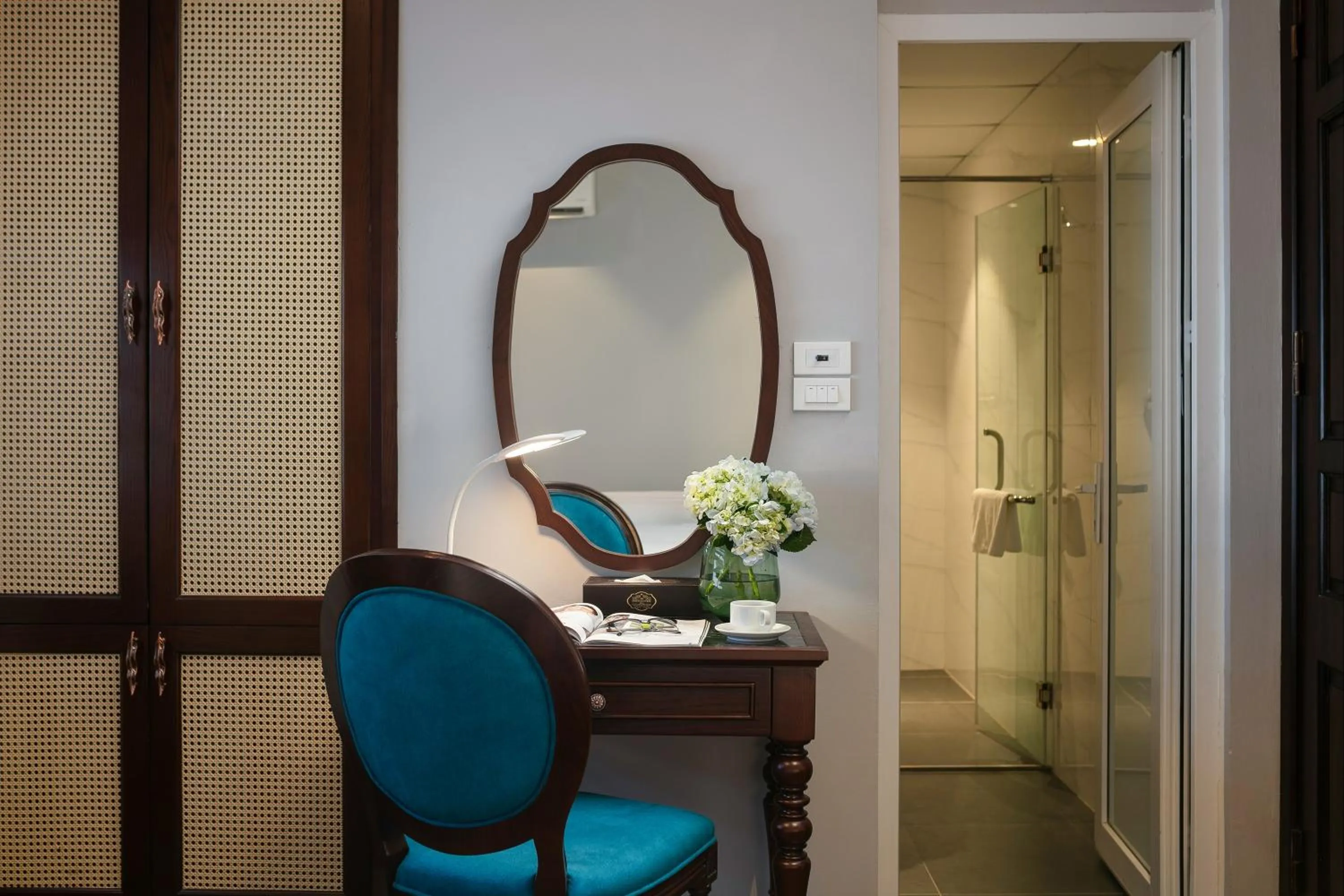 Bedroom in Serene Central Hotel