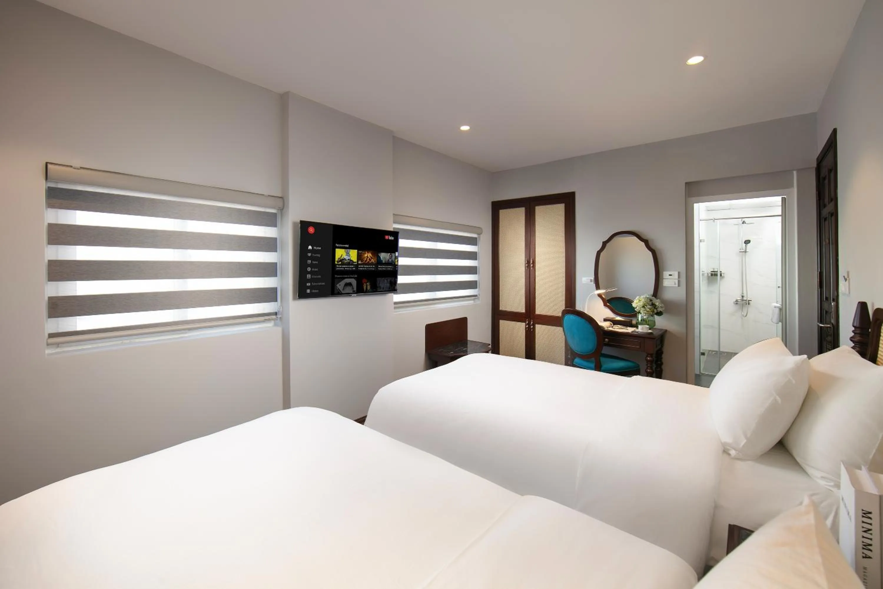 Photo of the whole room, Bed in Serene Central Hotel