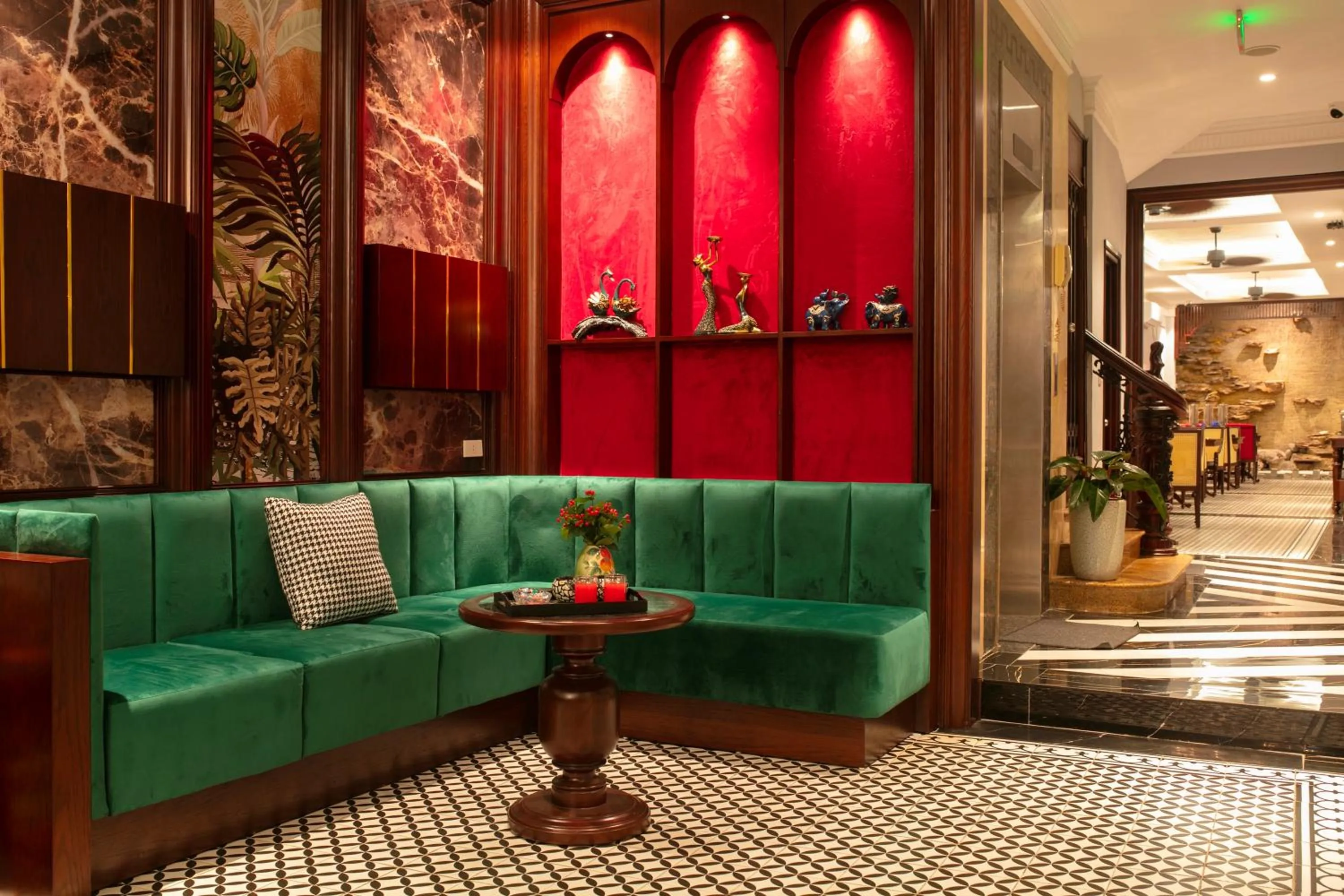 Lobby or reception in Serene Central Hotel