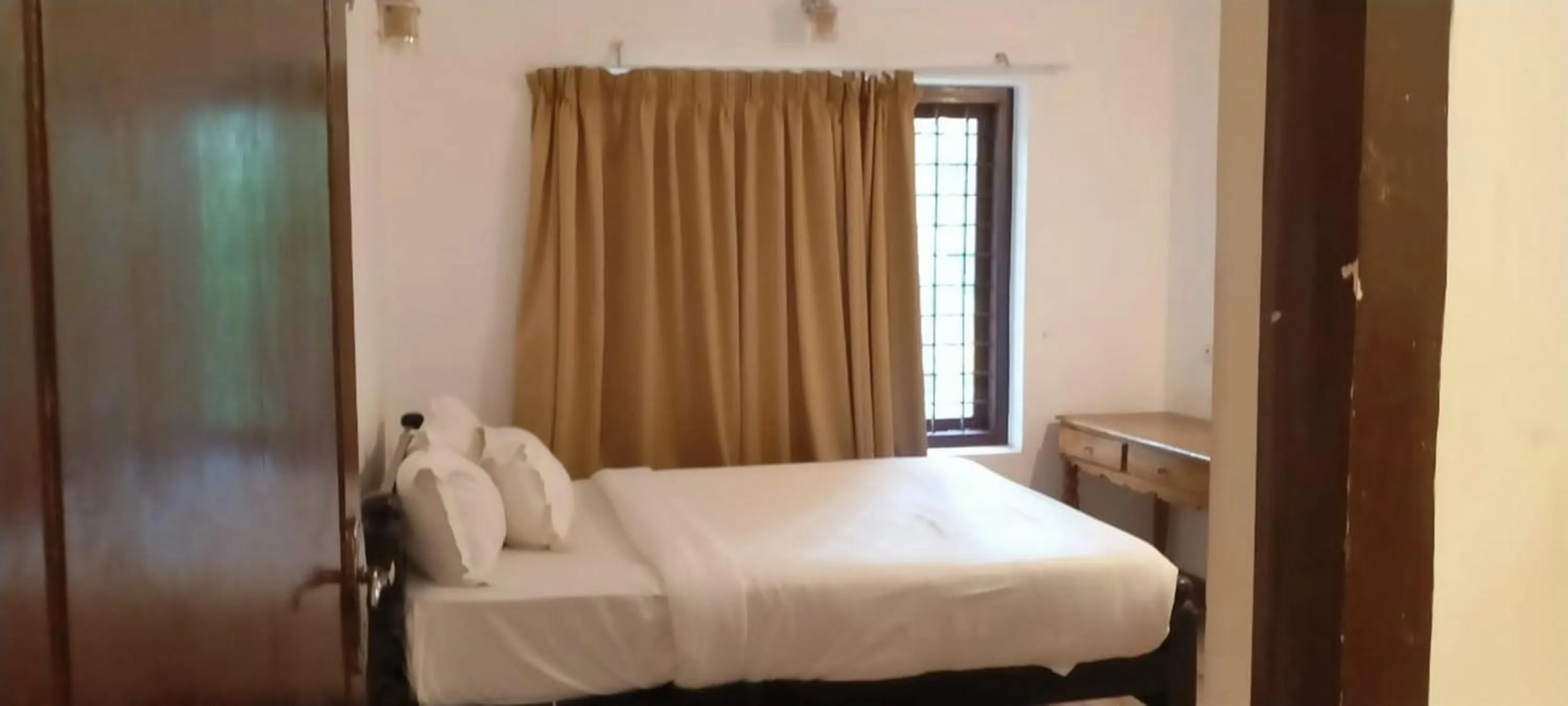 Bed in Elixir Woods Luxury Resort And Spa, Munnar