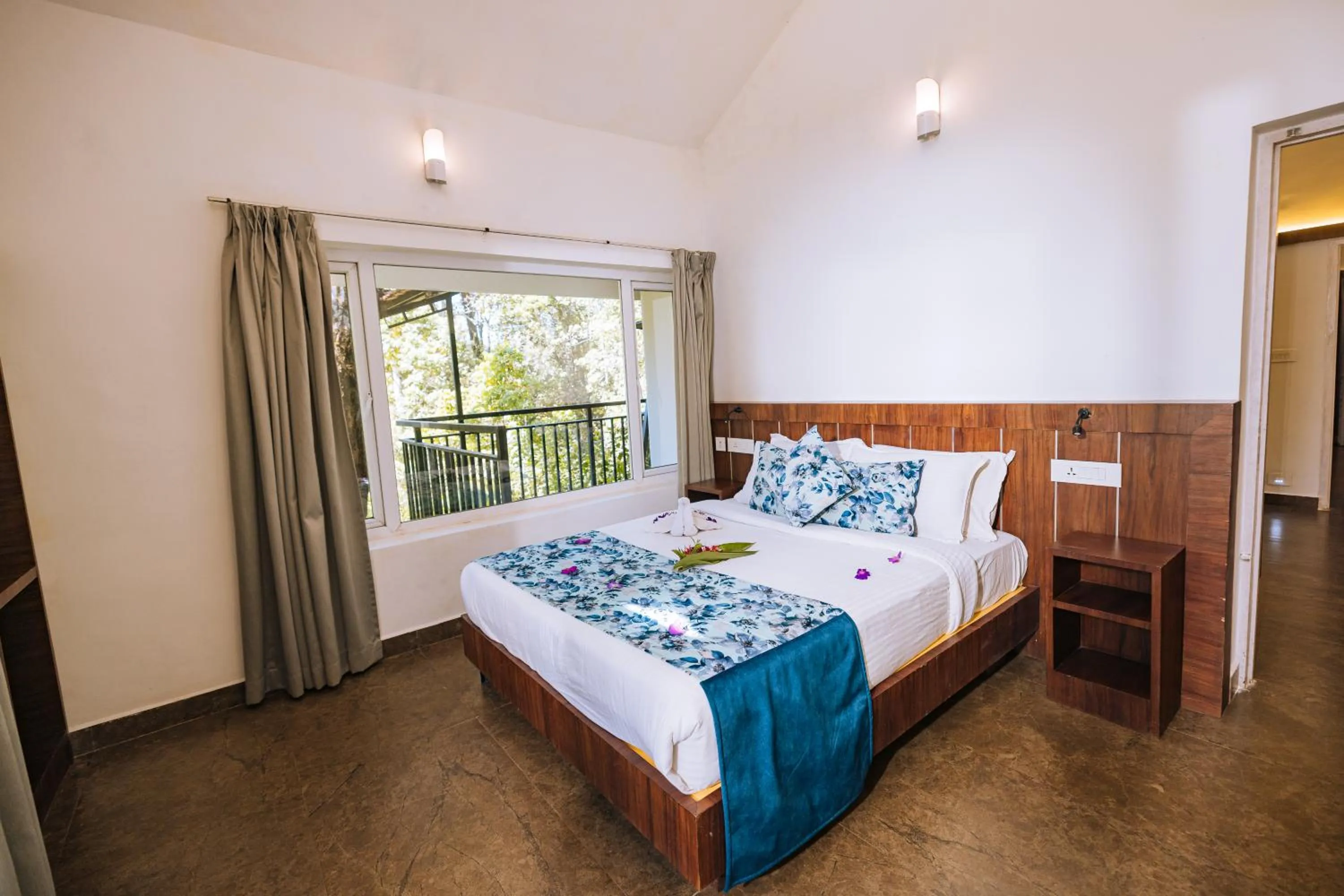 Bed in Elixir Woods Luxury Resort And Spa, Munnar