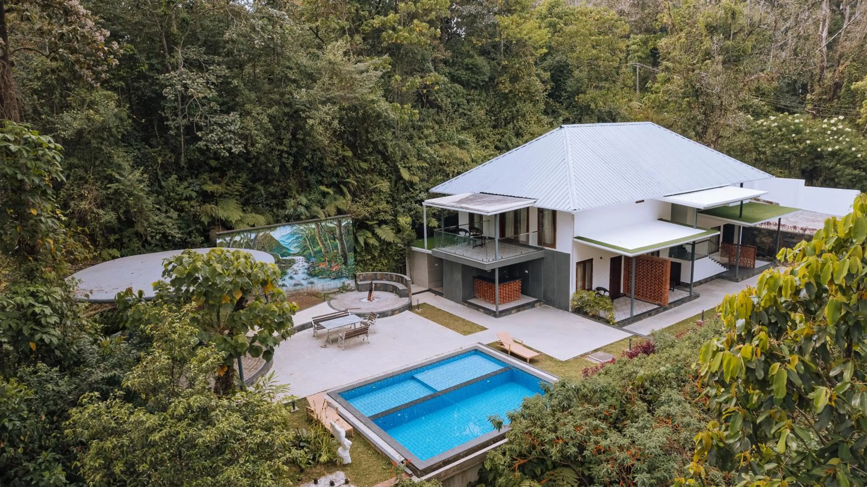 Natural landscape in Elixir Woods Luxury Resort And Spa, Munnar