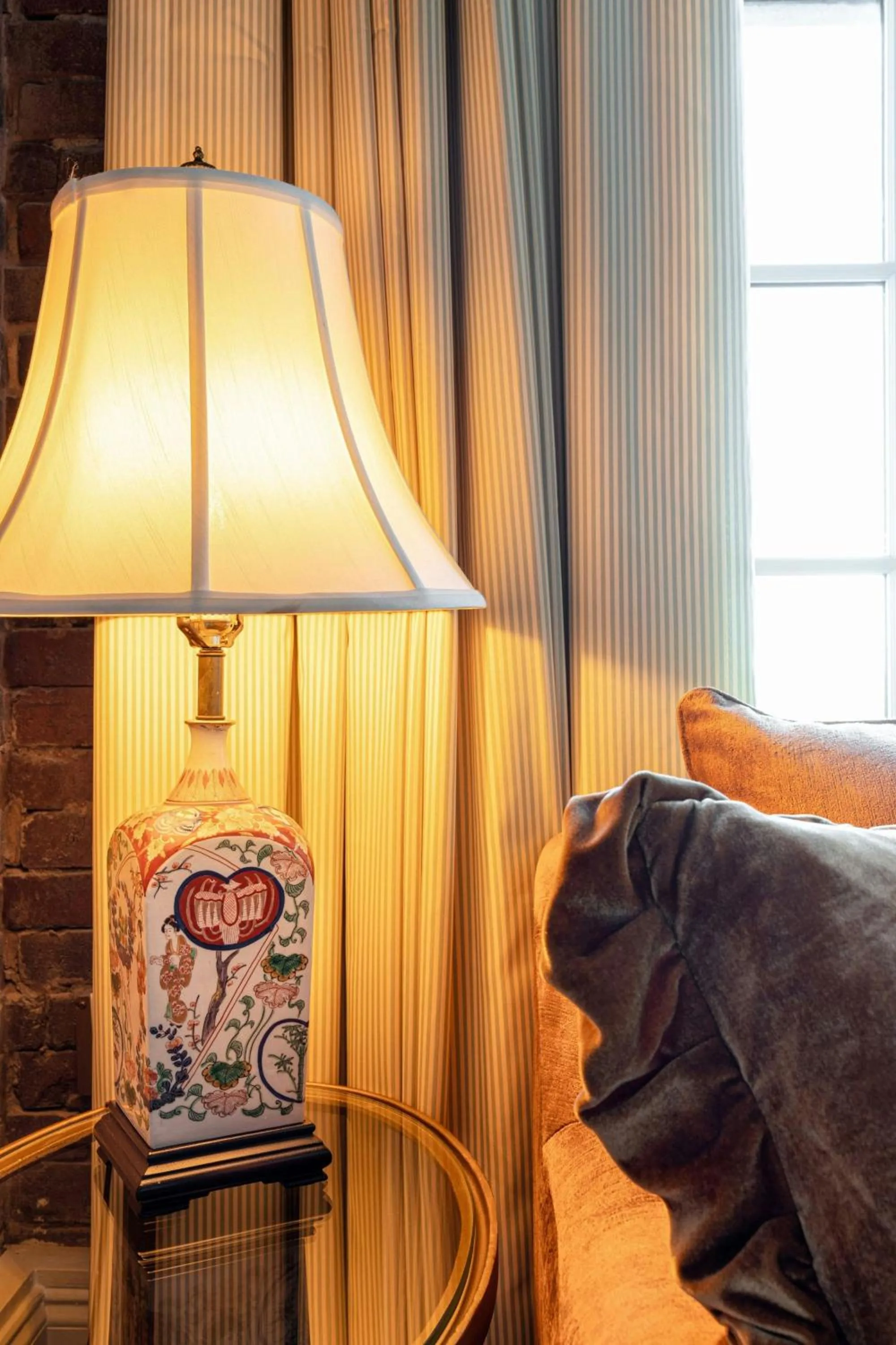 Photo of the whole room in Hotel Cleo, Knoxville Downtown, a Tribute Portfolio Hotel