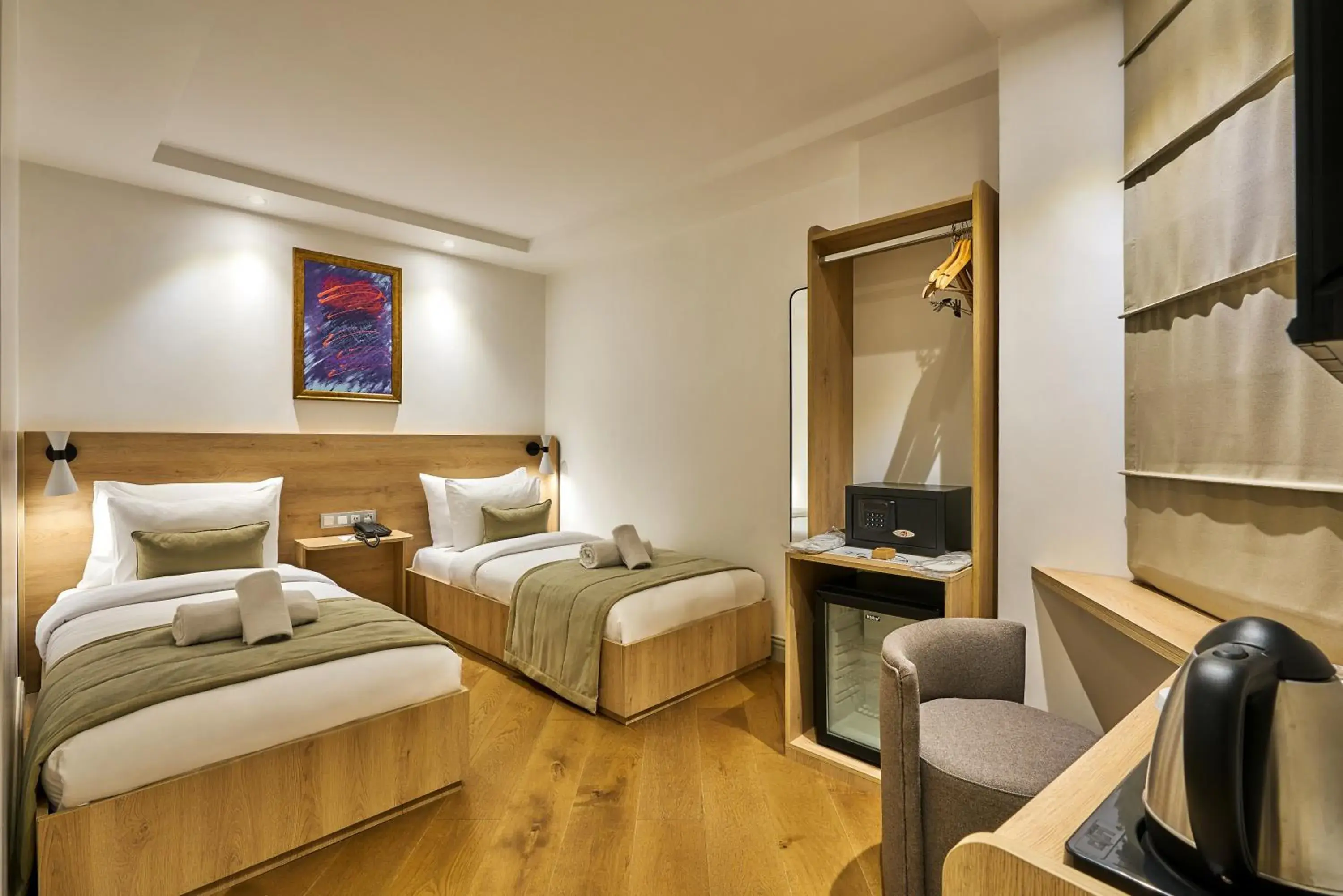 Budget Twin Room in Joyway Hotels Istanbul Sultanahmet Budget Twin Room in Joyway Hotels Istanbul Sultanahmet