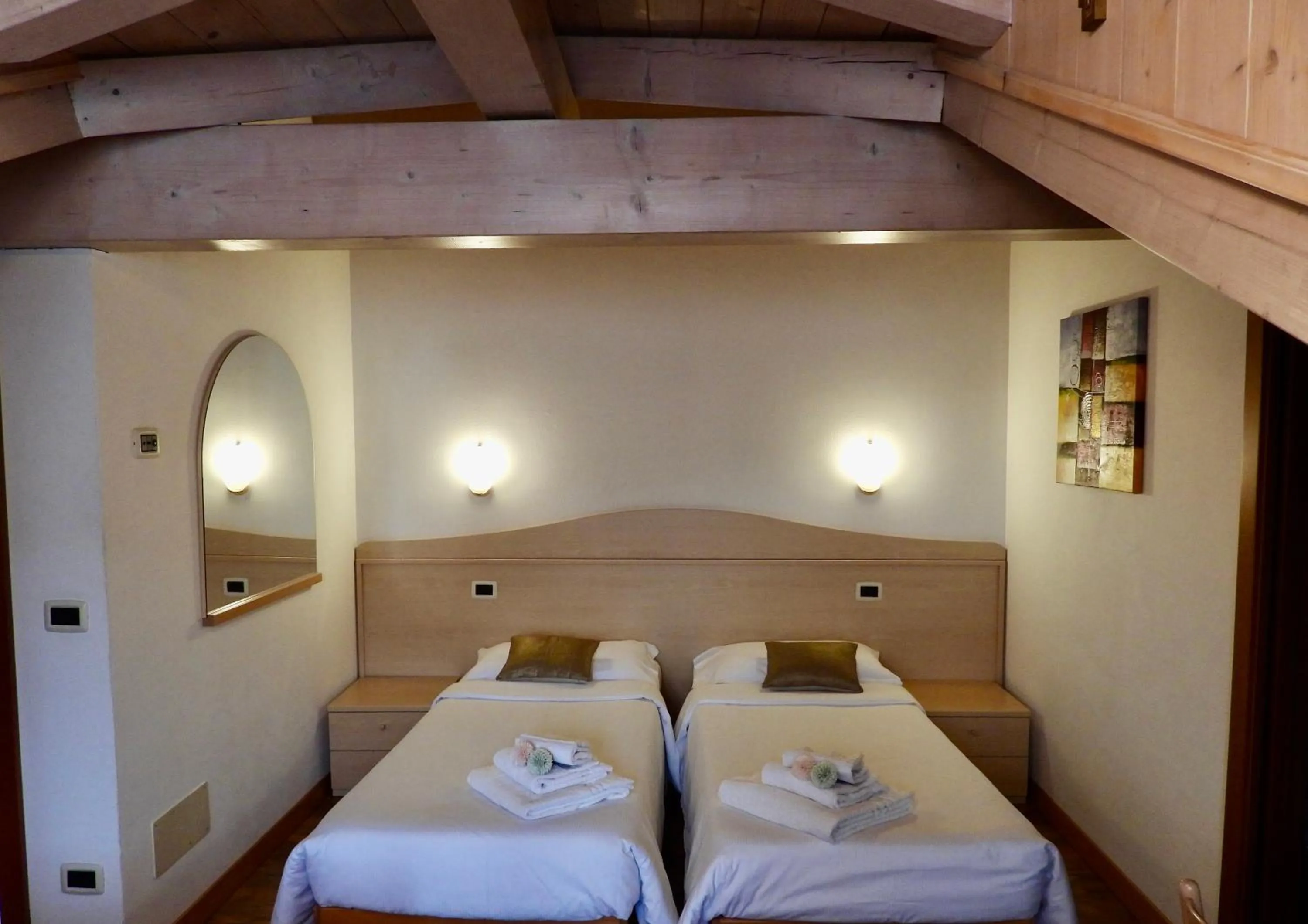 Bed in Hotel Garnì Maffei