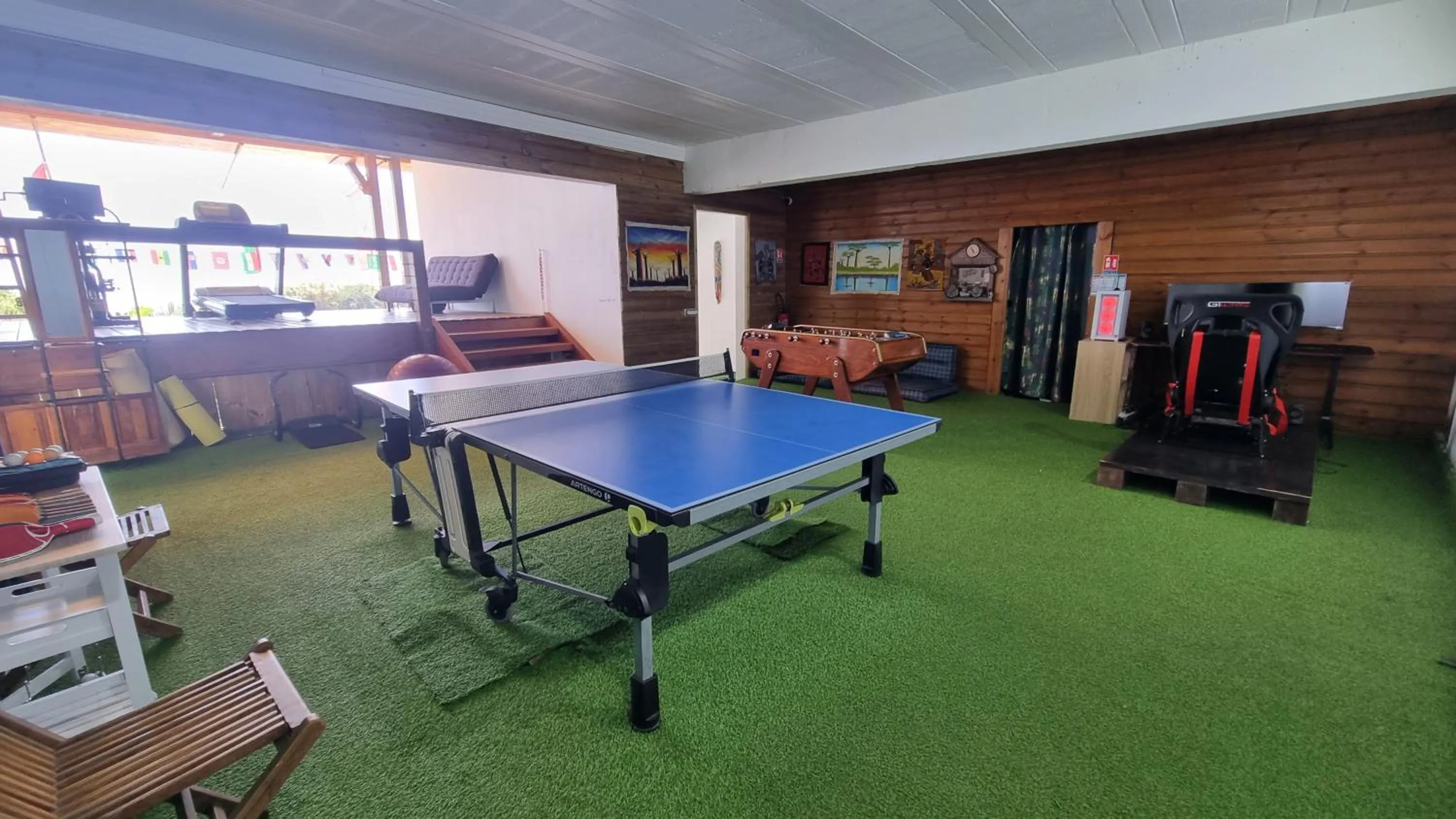 Game Room in Villa Hélèna B&B