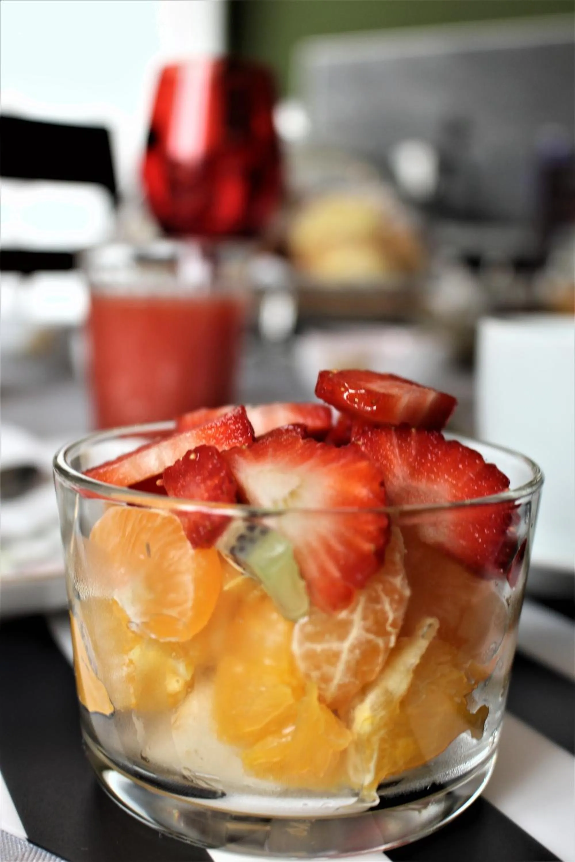 Communal kitchen in La Via delle Biciclette