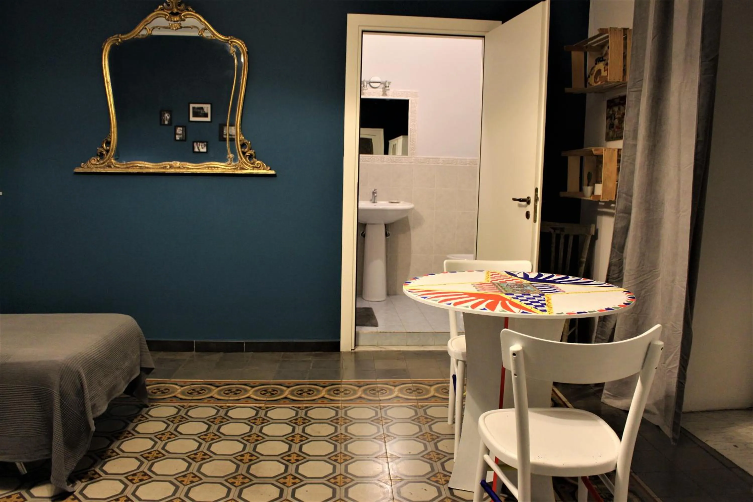 Photo of the whole room in La Via delle Biciclette