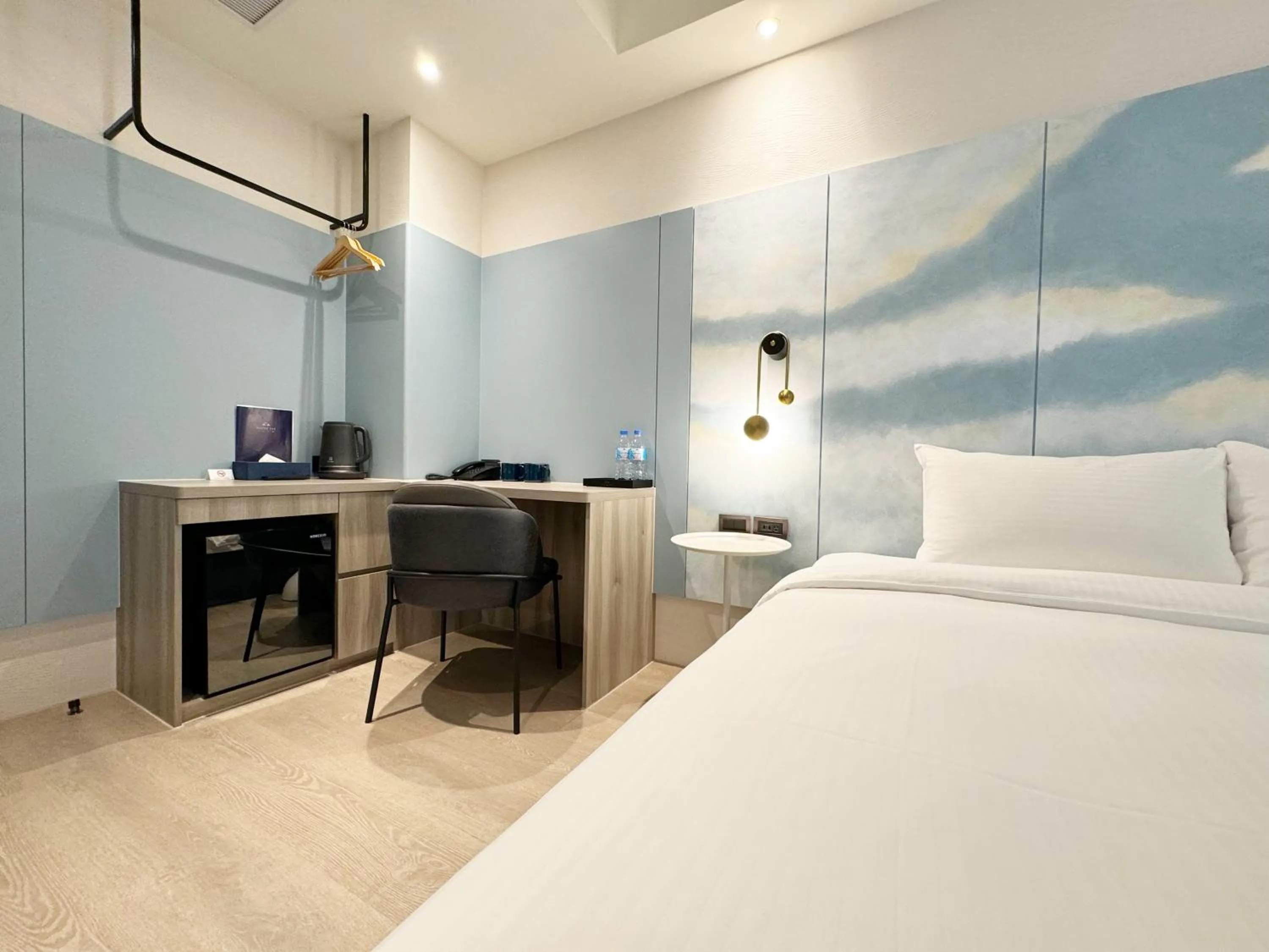 Bedroom, Bed in Joie de Inn