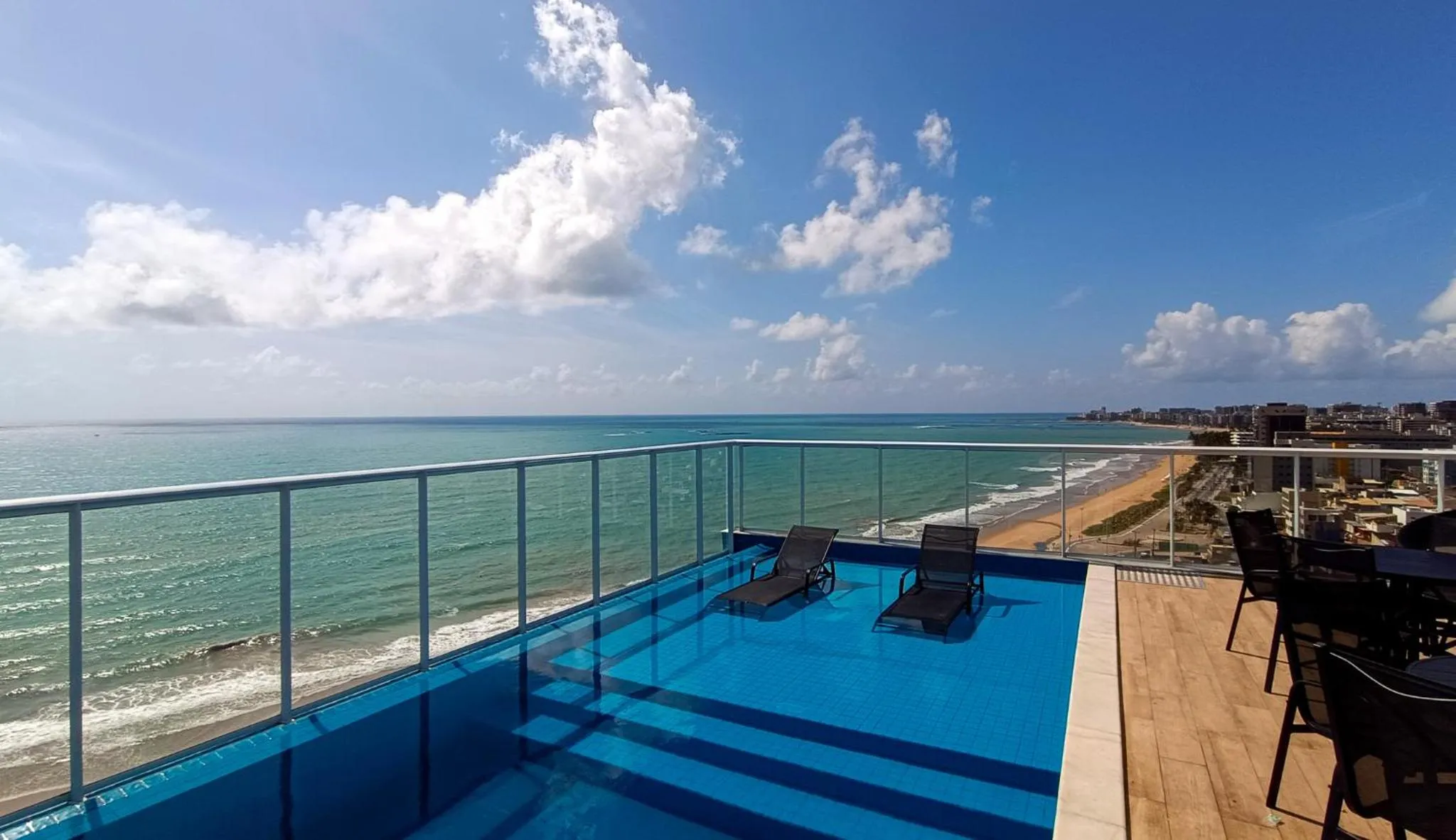 Swimming pool in RN Studio Premium