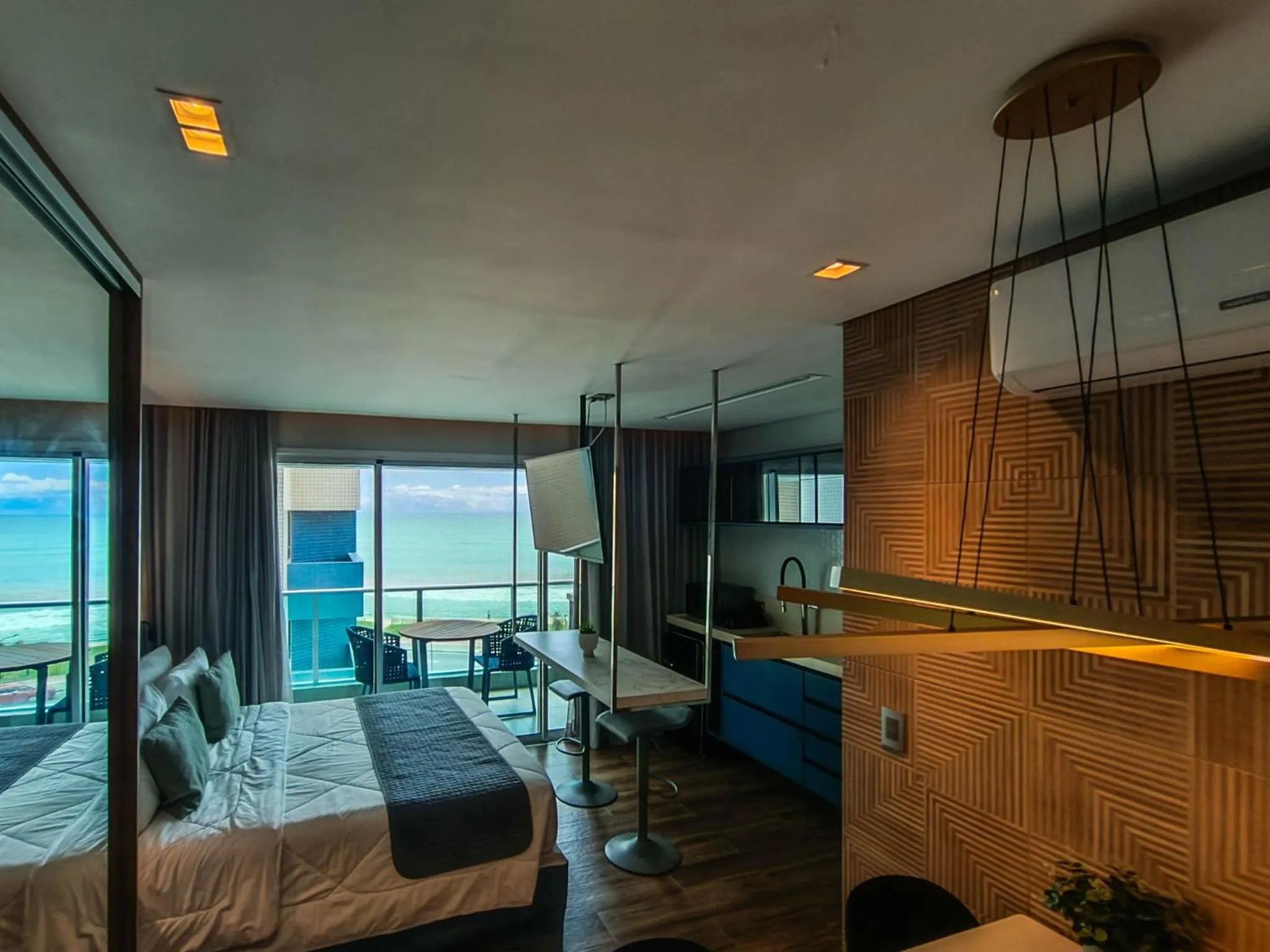 Bed in RN Studio Premium